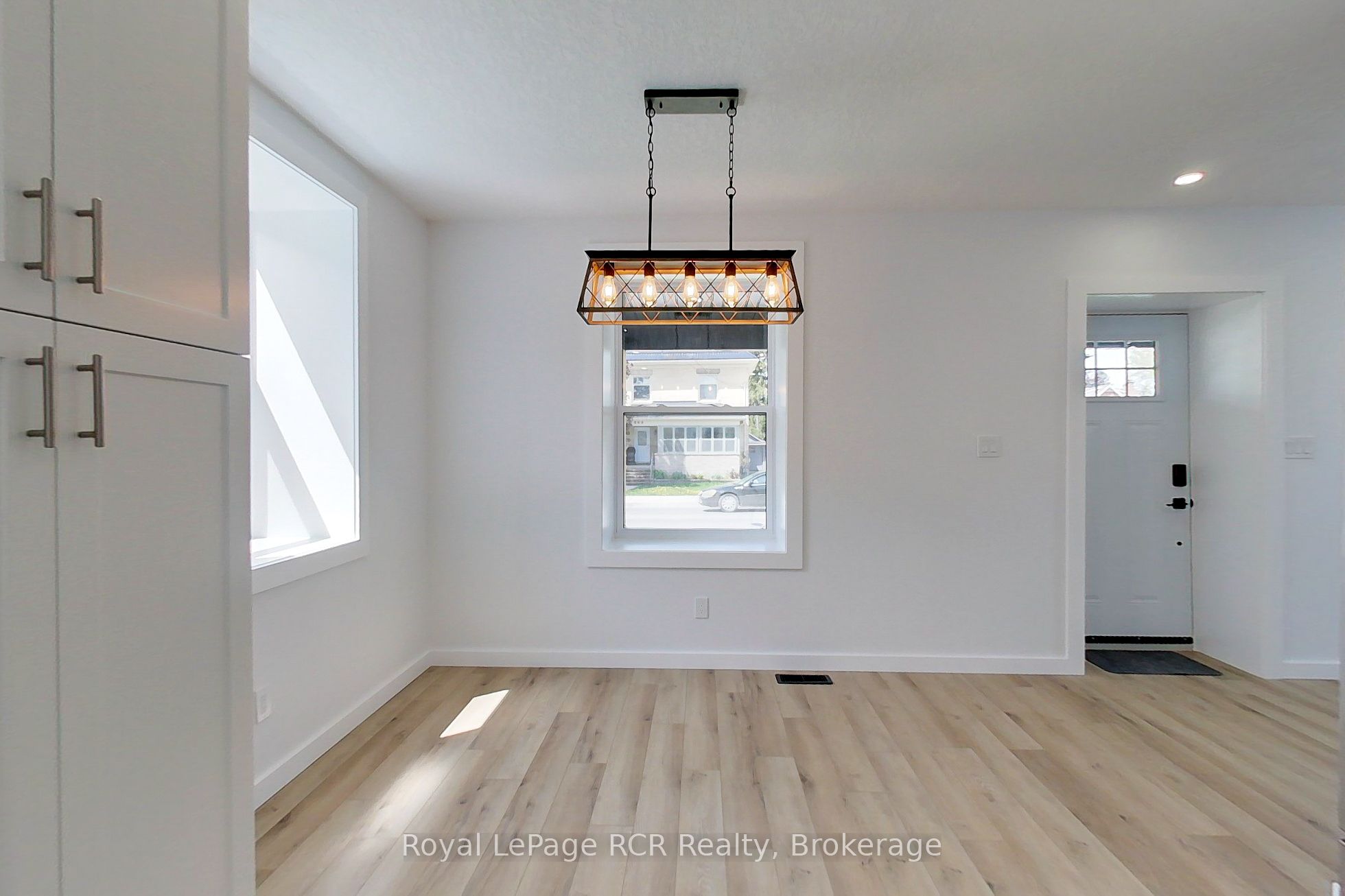 563 7th Avenue Property Photo 17
