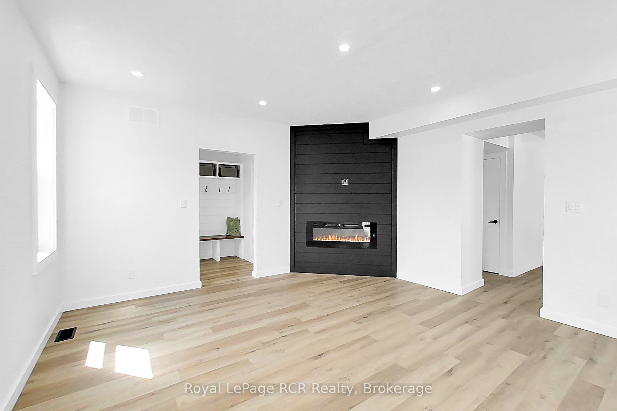 563 7th Avenue Property Photo 22