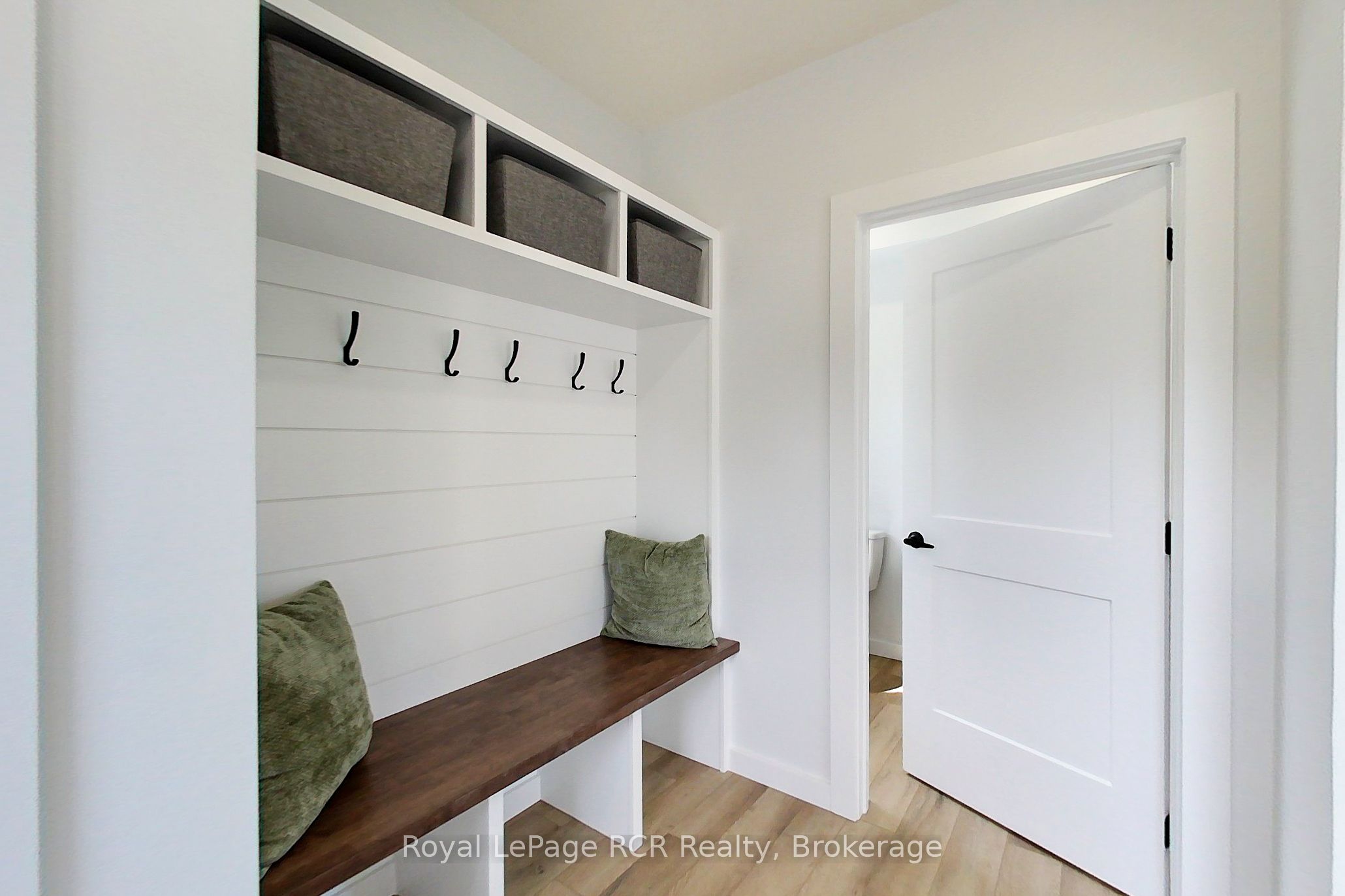 563 7th Avenue Property Photo 27