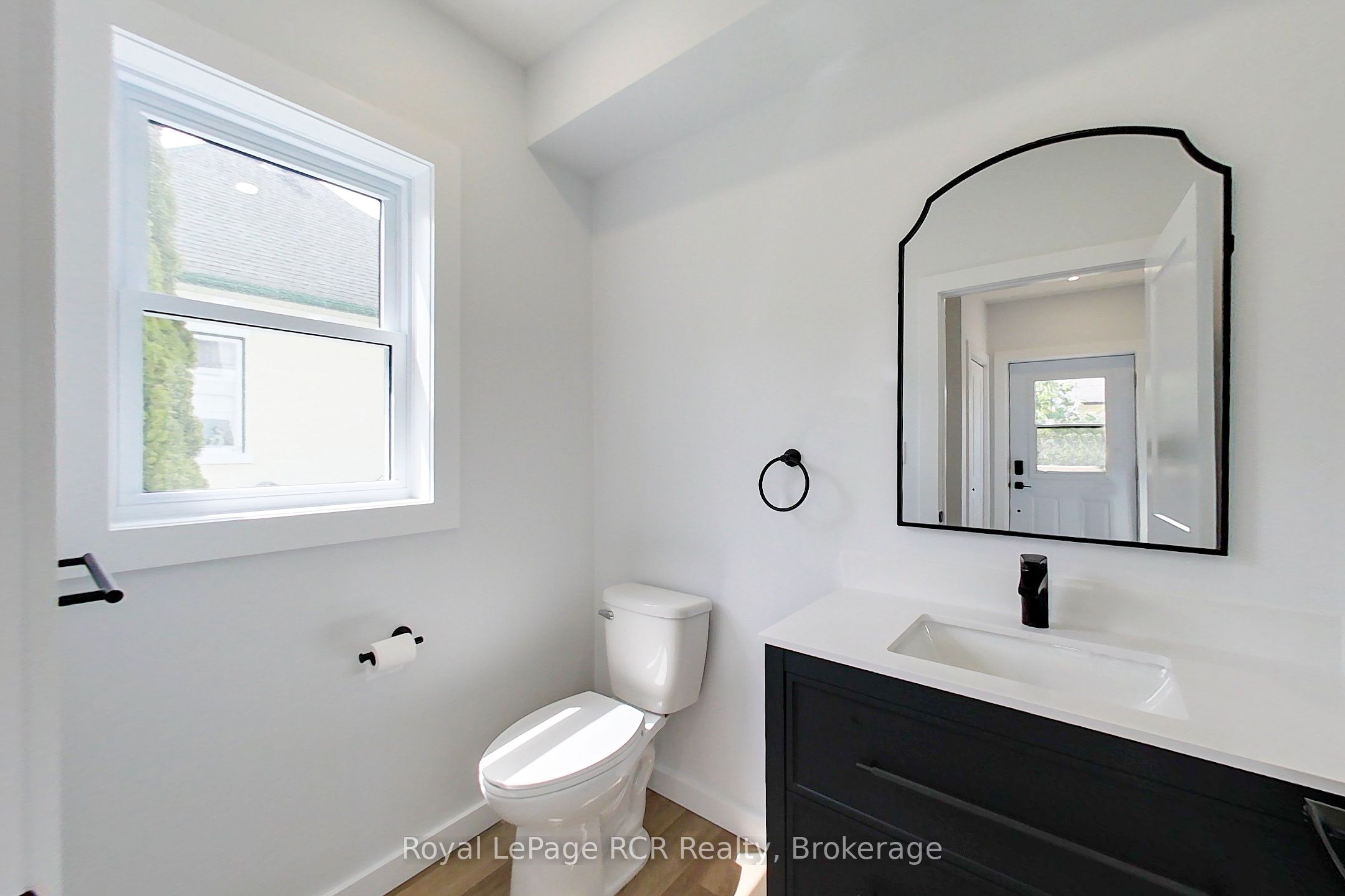 563 7th Avenue Property Photo 28