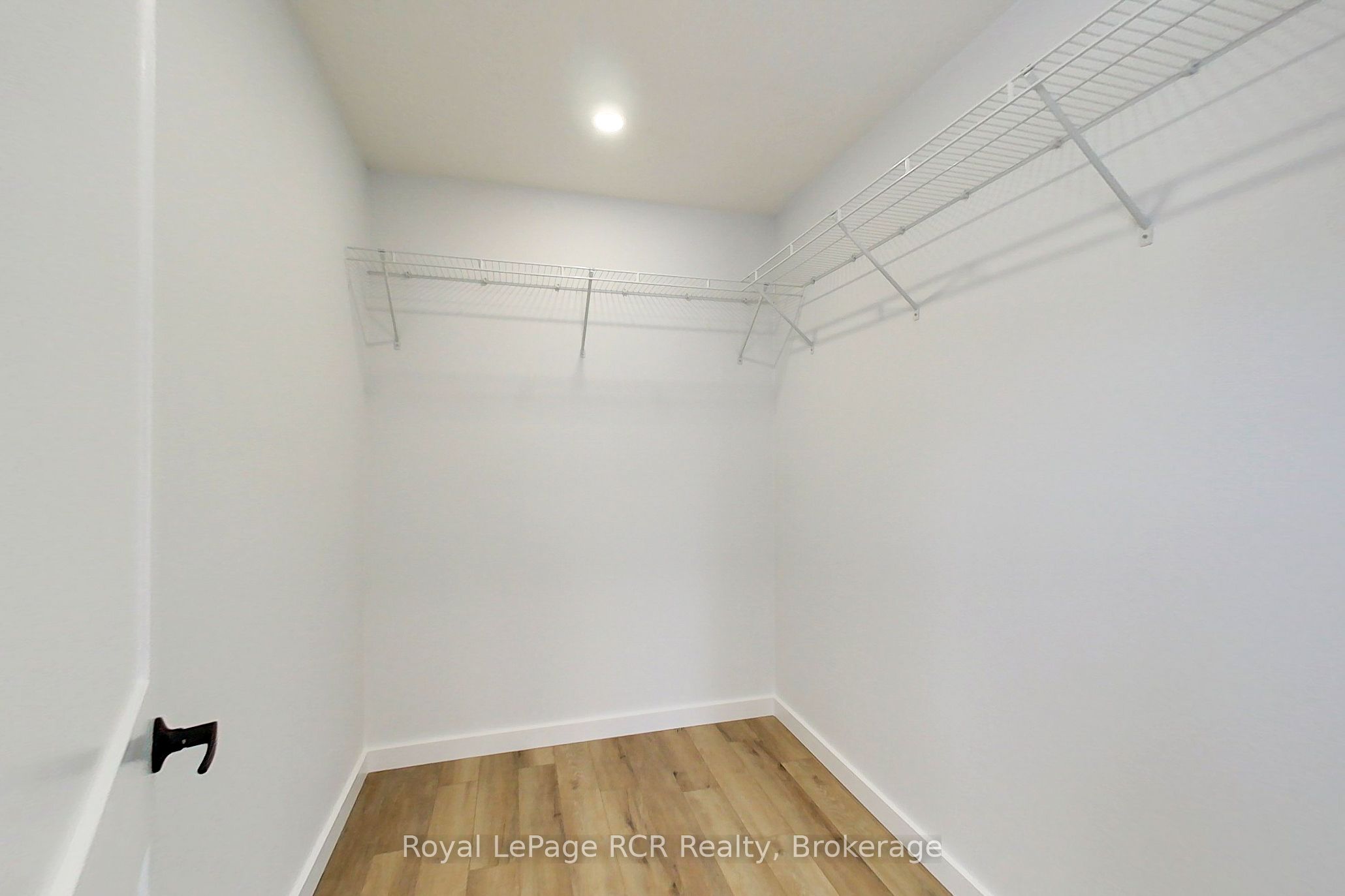 563 7th Avenue Property Photo 33