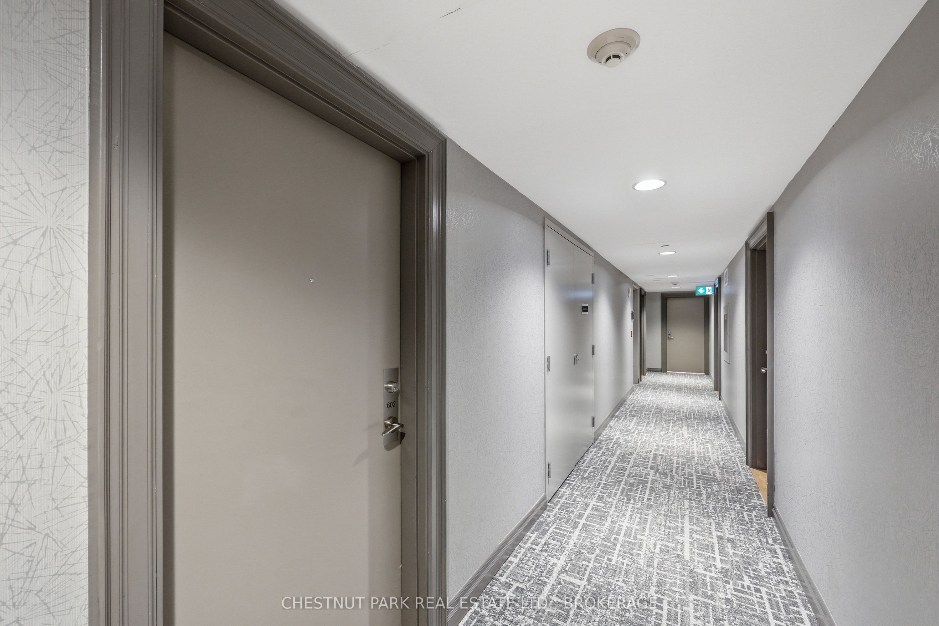 121 Queen Street 602 Property Photo 9
