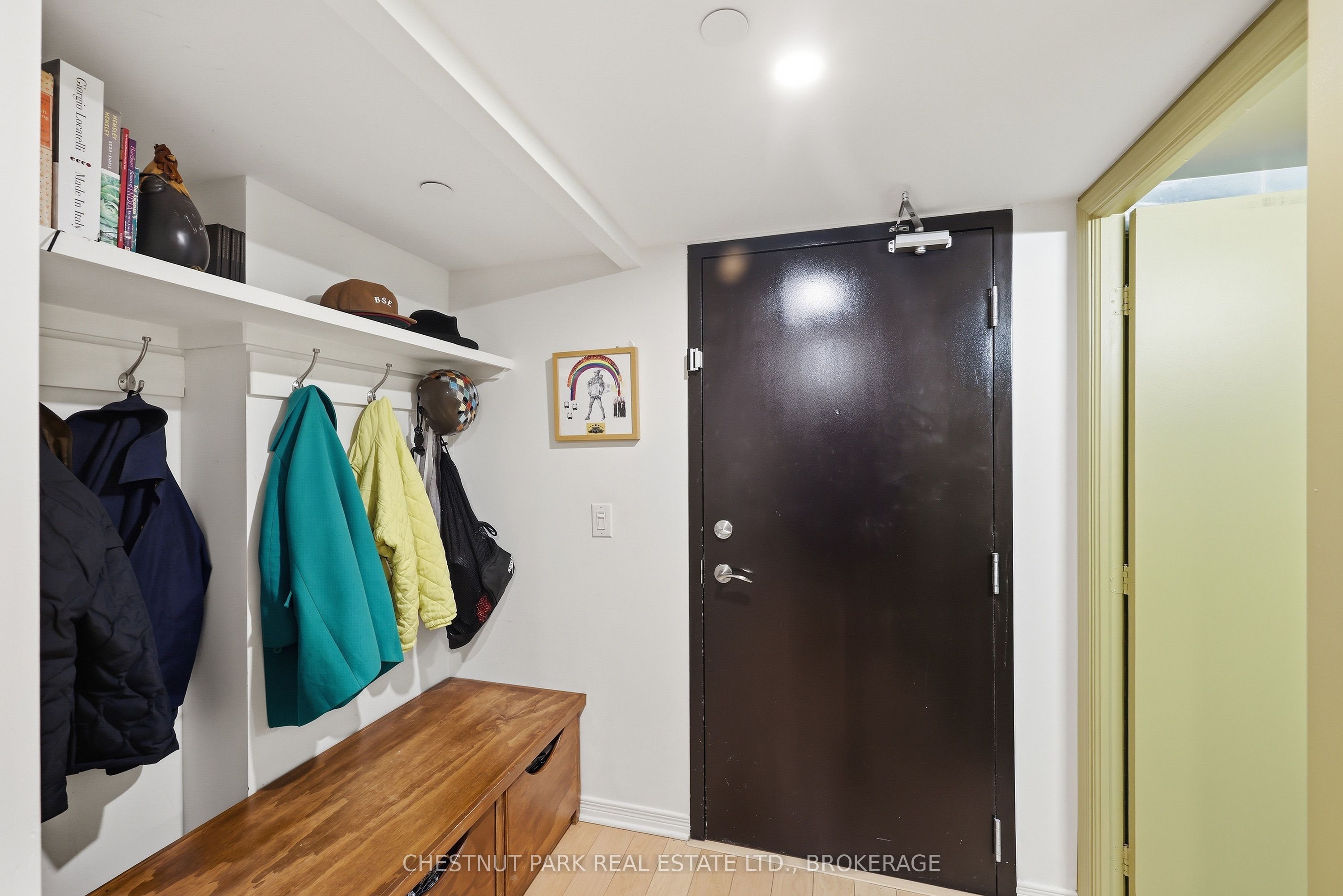 121 Queen Street 602 Property Photo 11