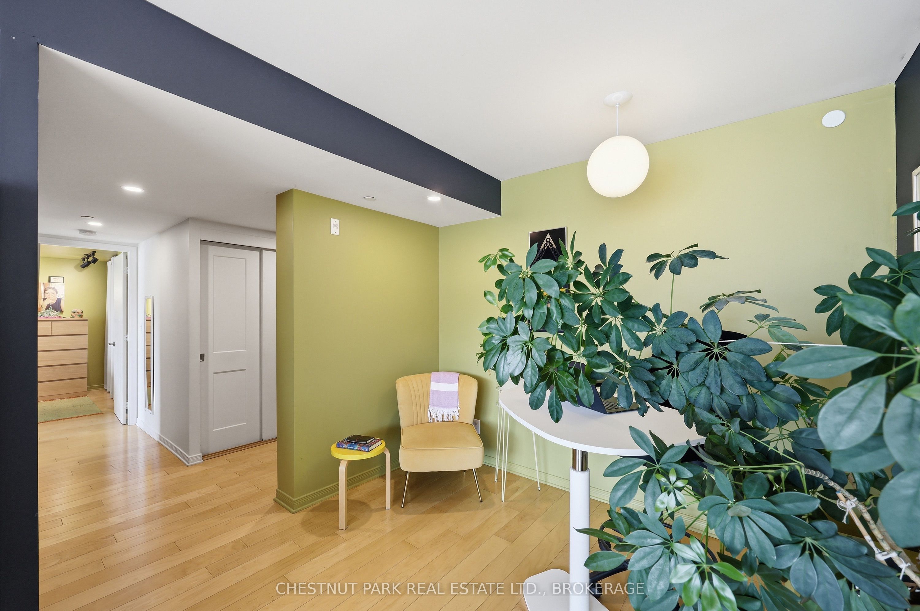 121 Queen Street 602 Property Photo 24