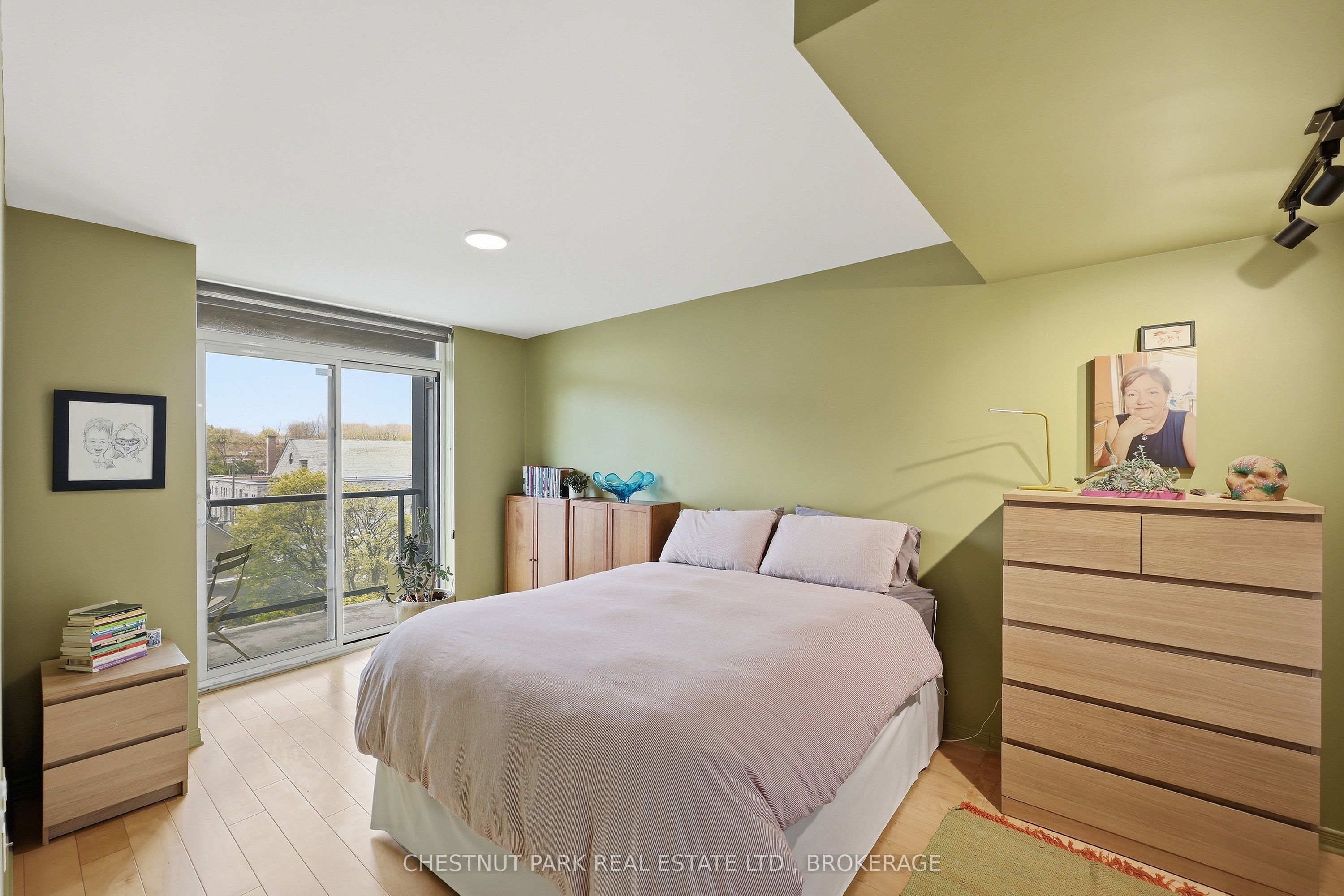 121 Queen Street 602 Property Photo 26