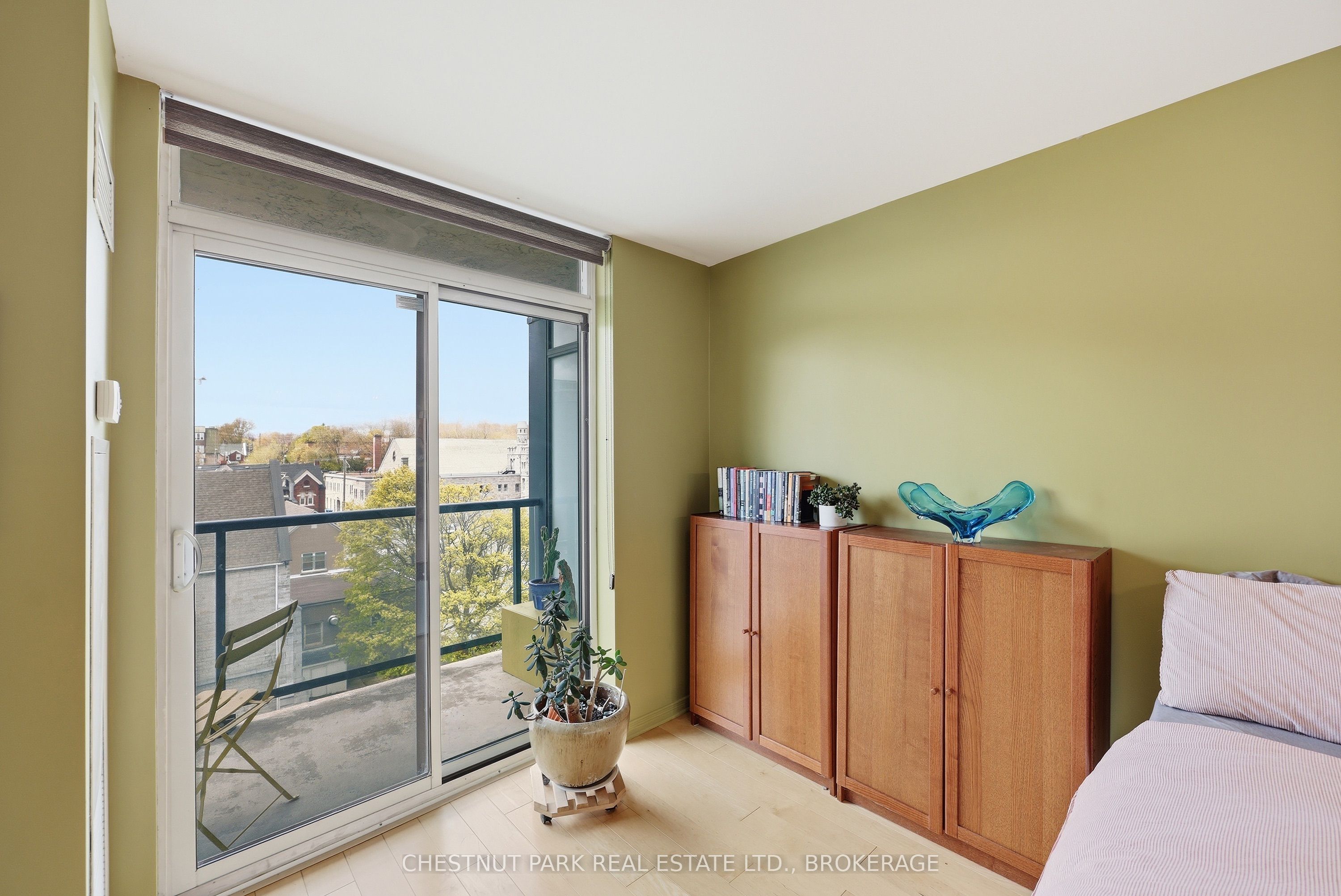 121 Queen Street 602 Property Photo 27