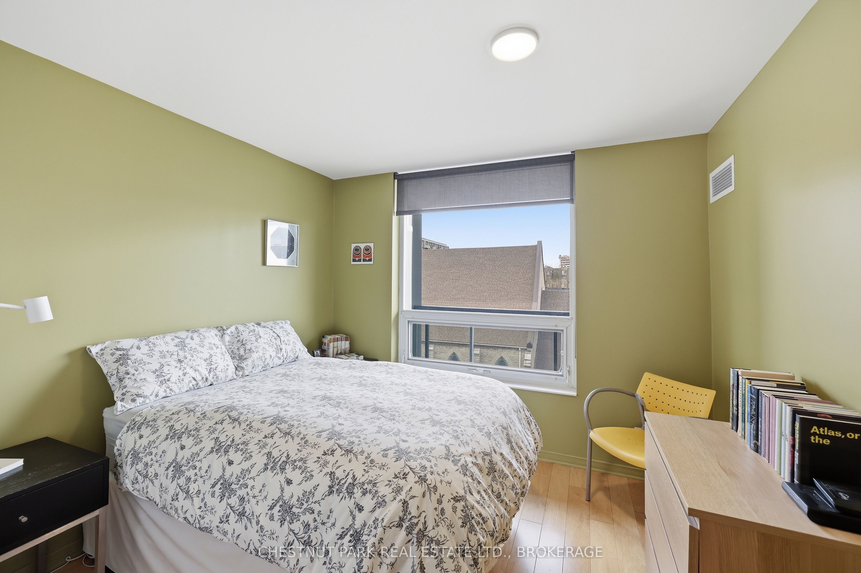 121 Queen Street 602 Property Photo 29