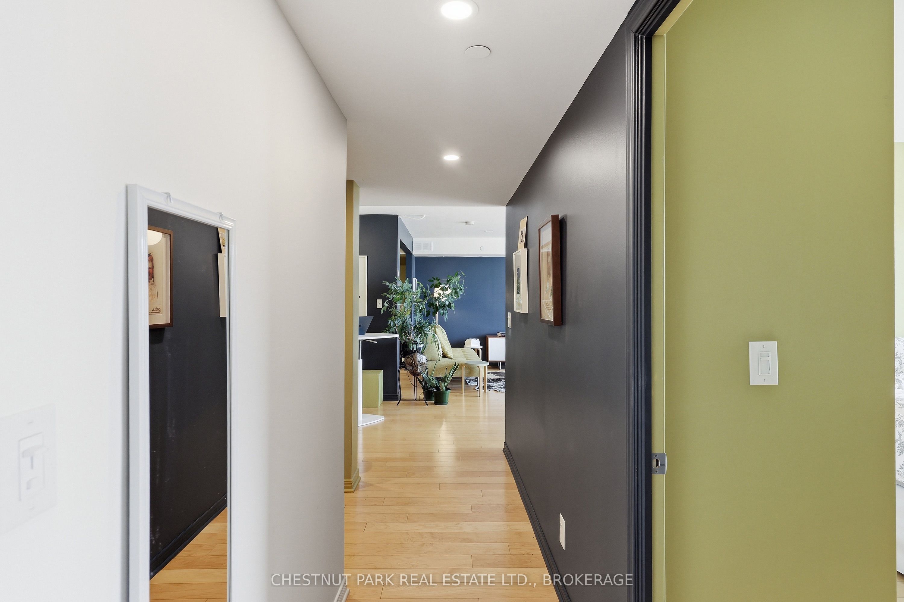 121 Queen Street 602 Property Photo 30