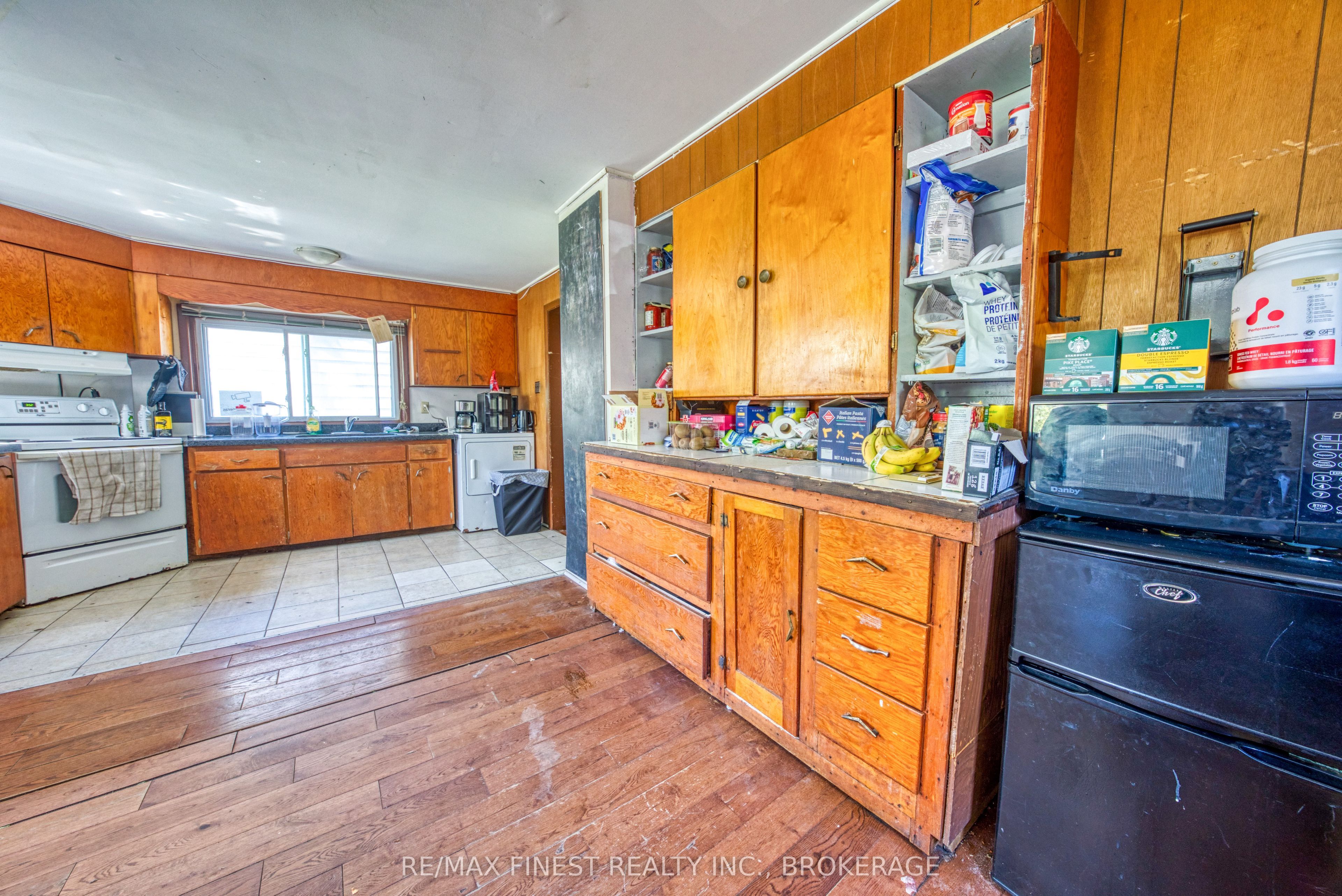 216 Alfred Street Property Photo 16