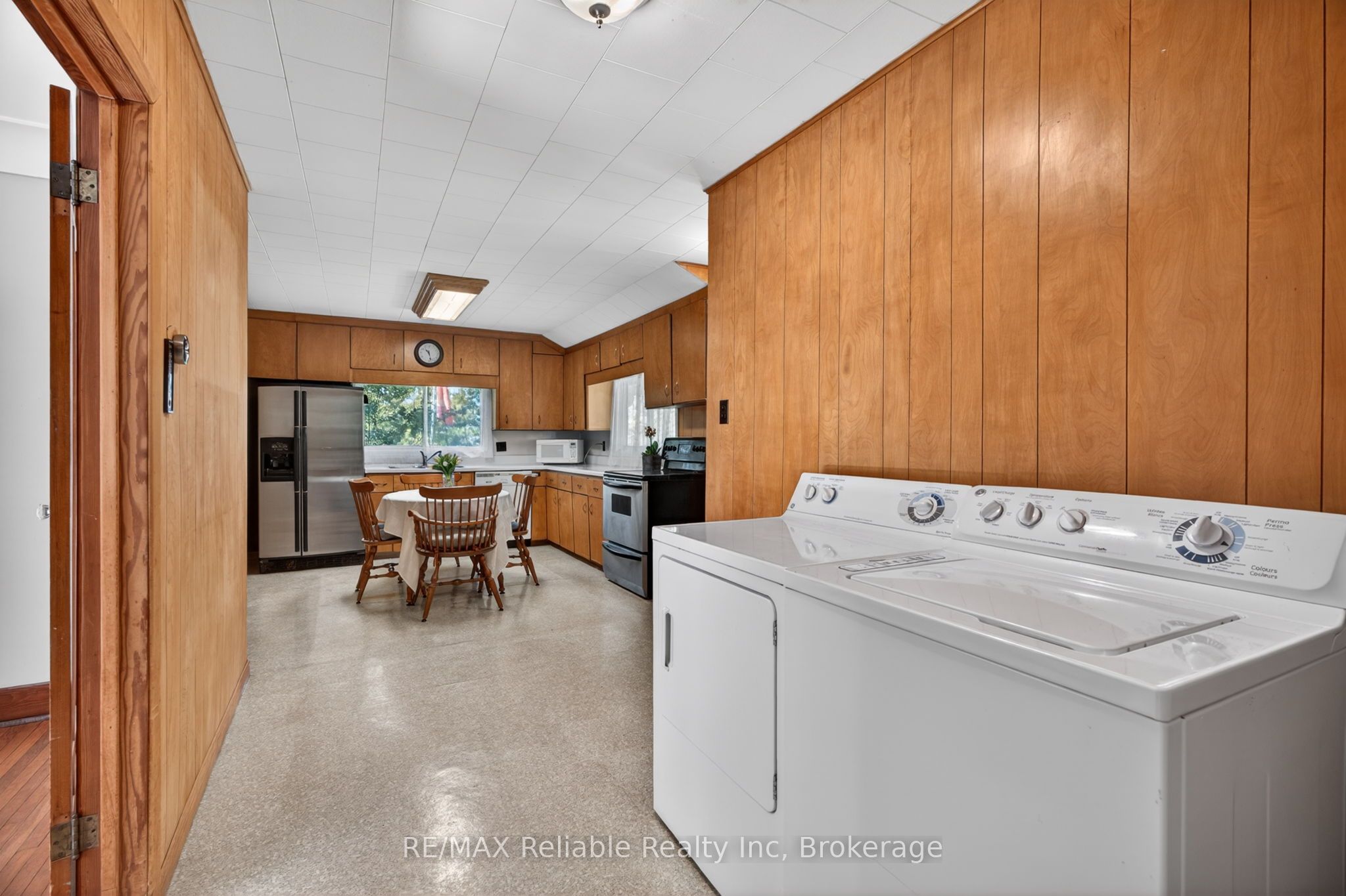 68 William Street Property Photo 14
