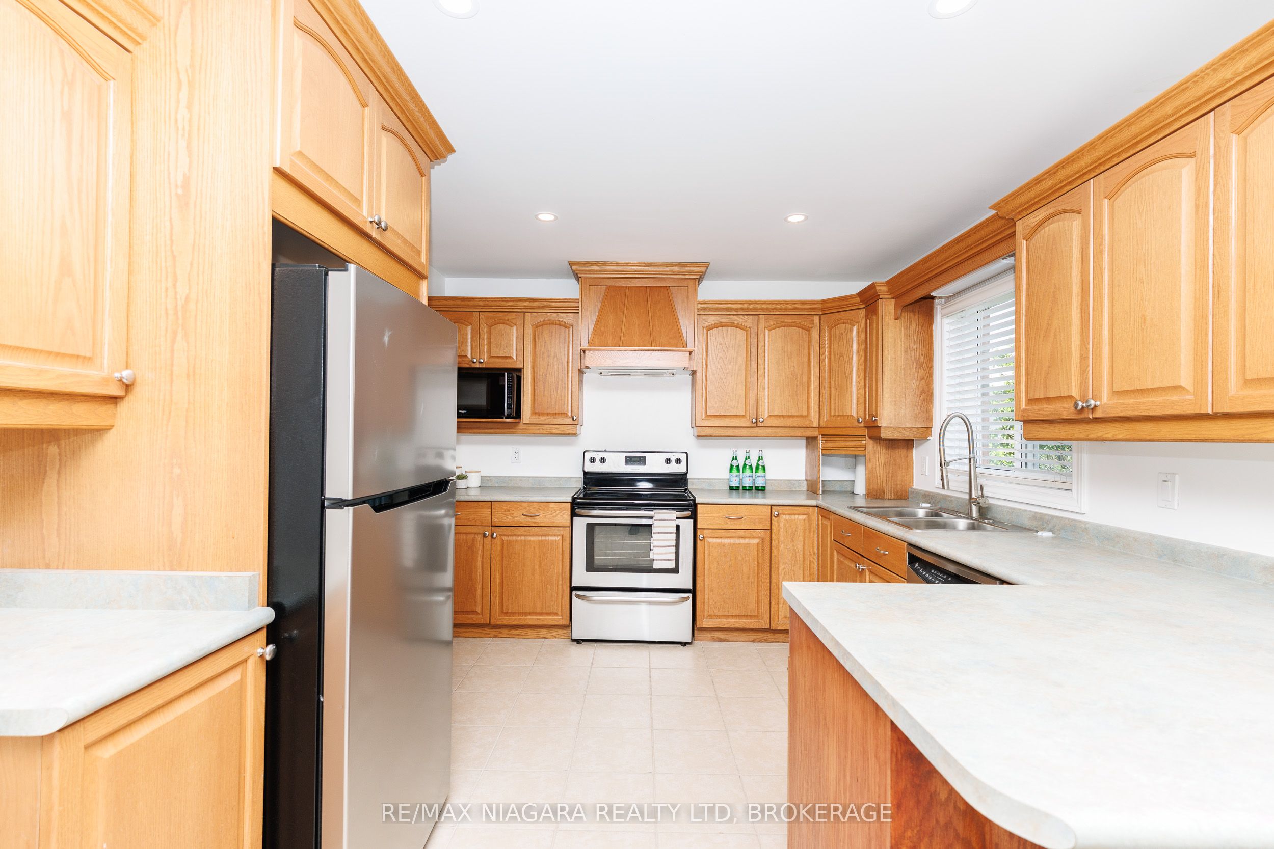 47 Honey Locust Circle Property Photo 18