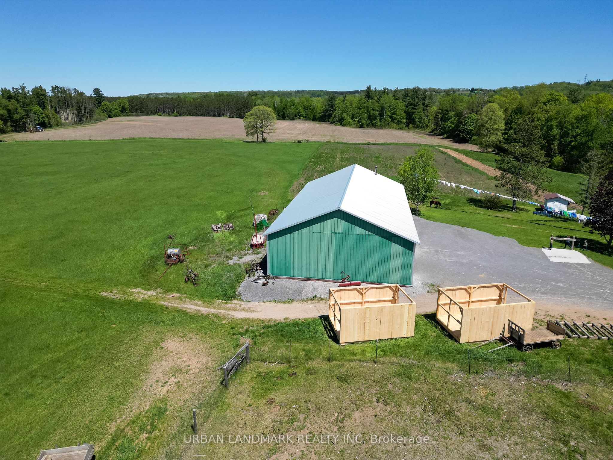 233 Moira Road Property Photo 8
