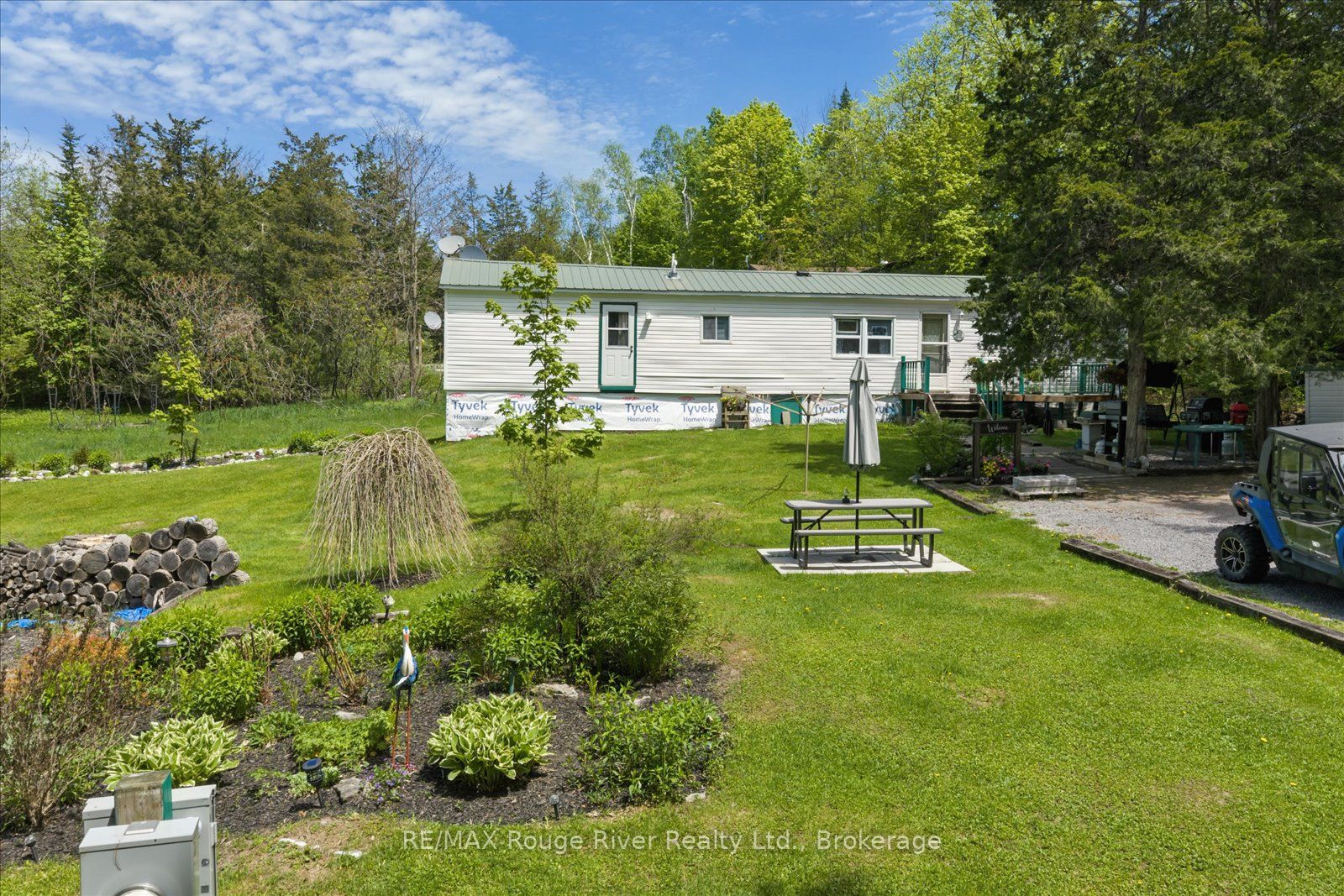 189 Pine Lane Property Photo 1