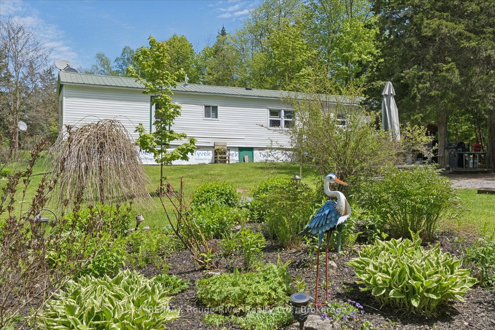 189 Pine Lane Property Photo 3