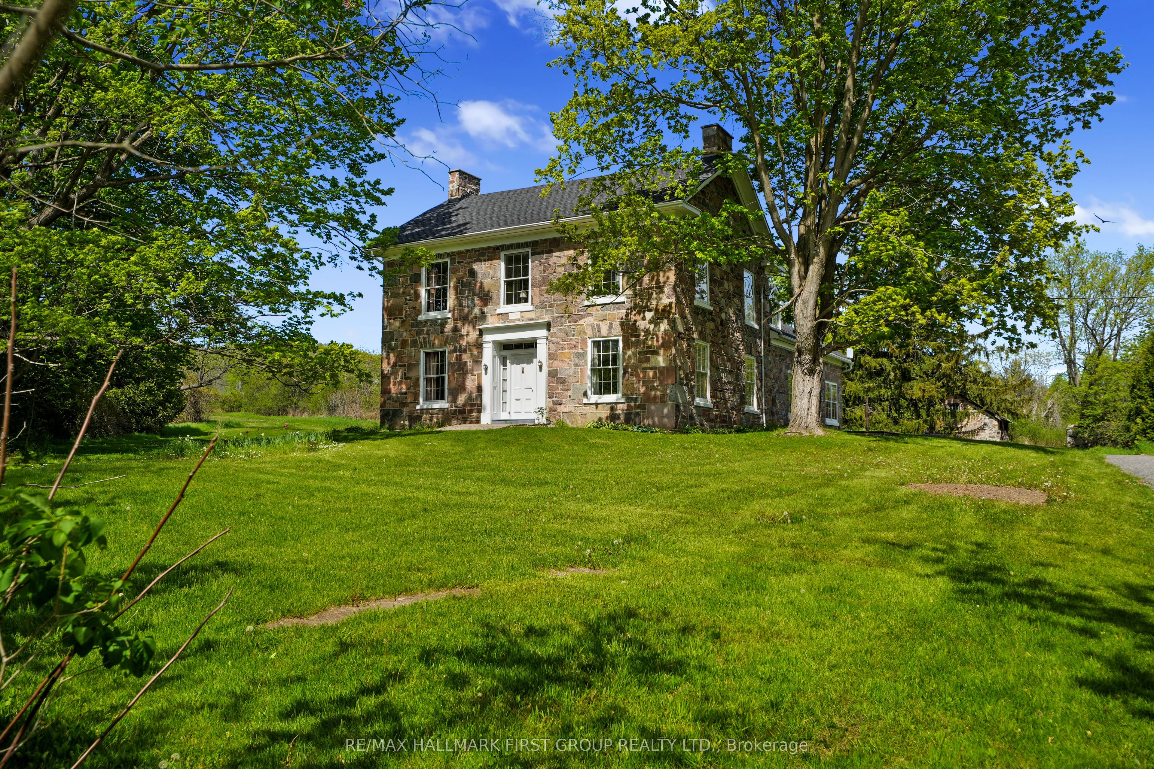2247 Van Luven Road Property Photo 1