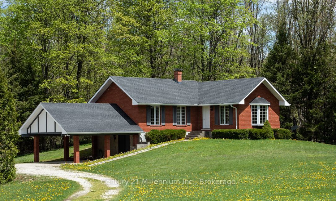 569025 6 Side Road Property Photo 1