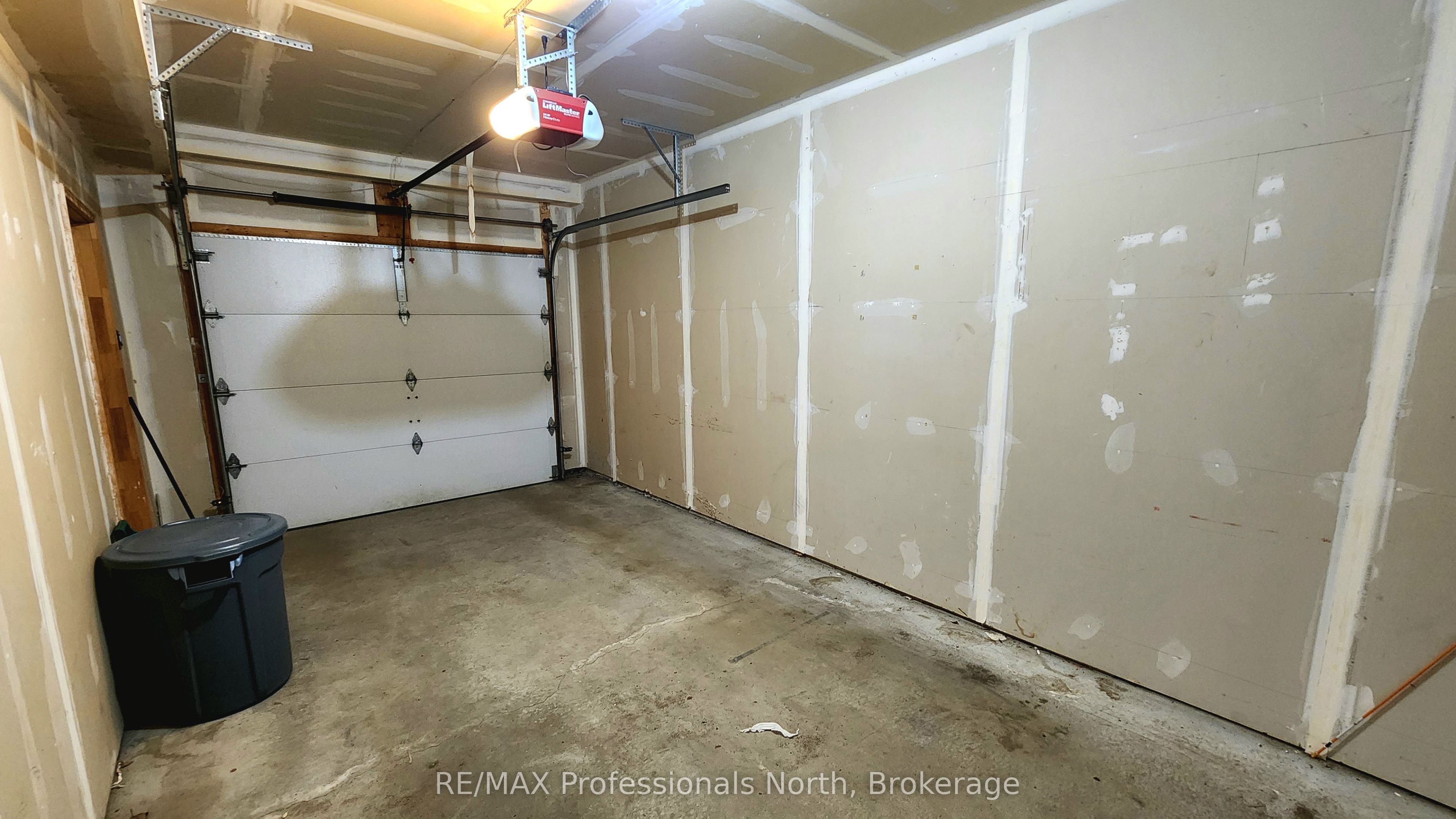 33 Goodwin Drive Property Photo 23