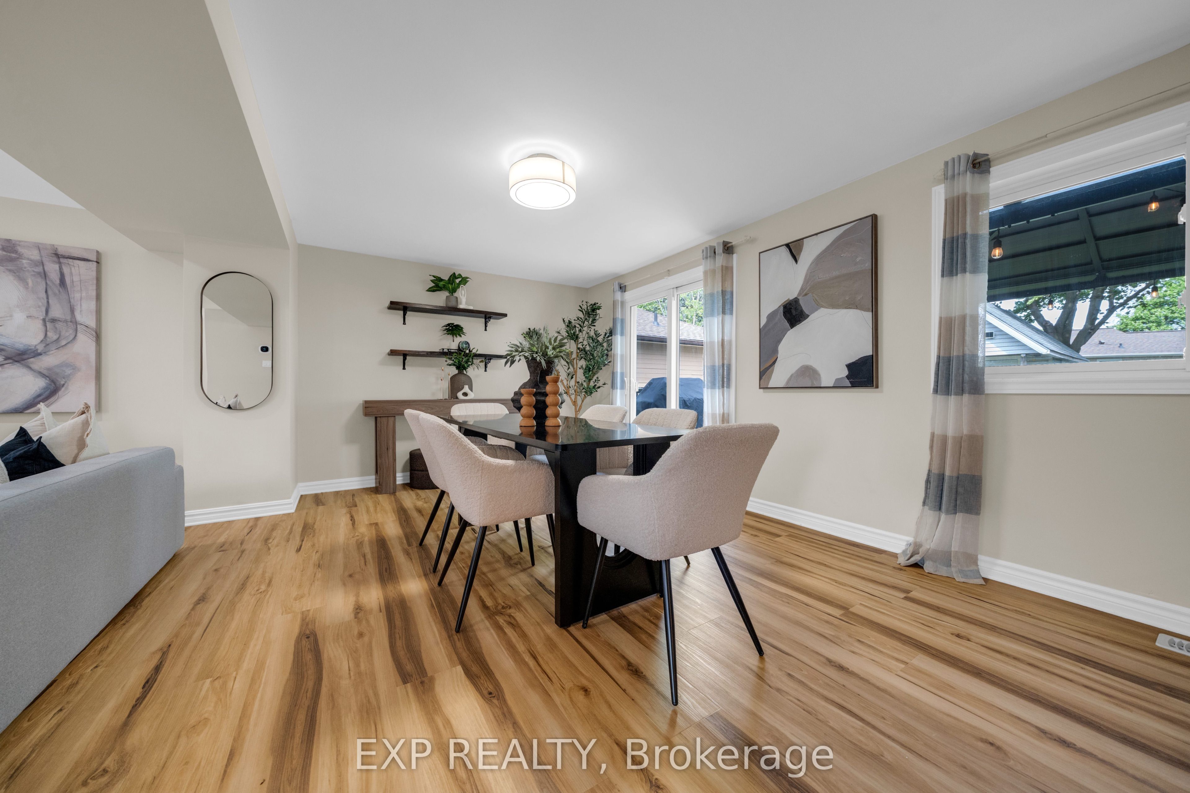 26 Peachtree Crescent Property Photo 6
