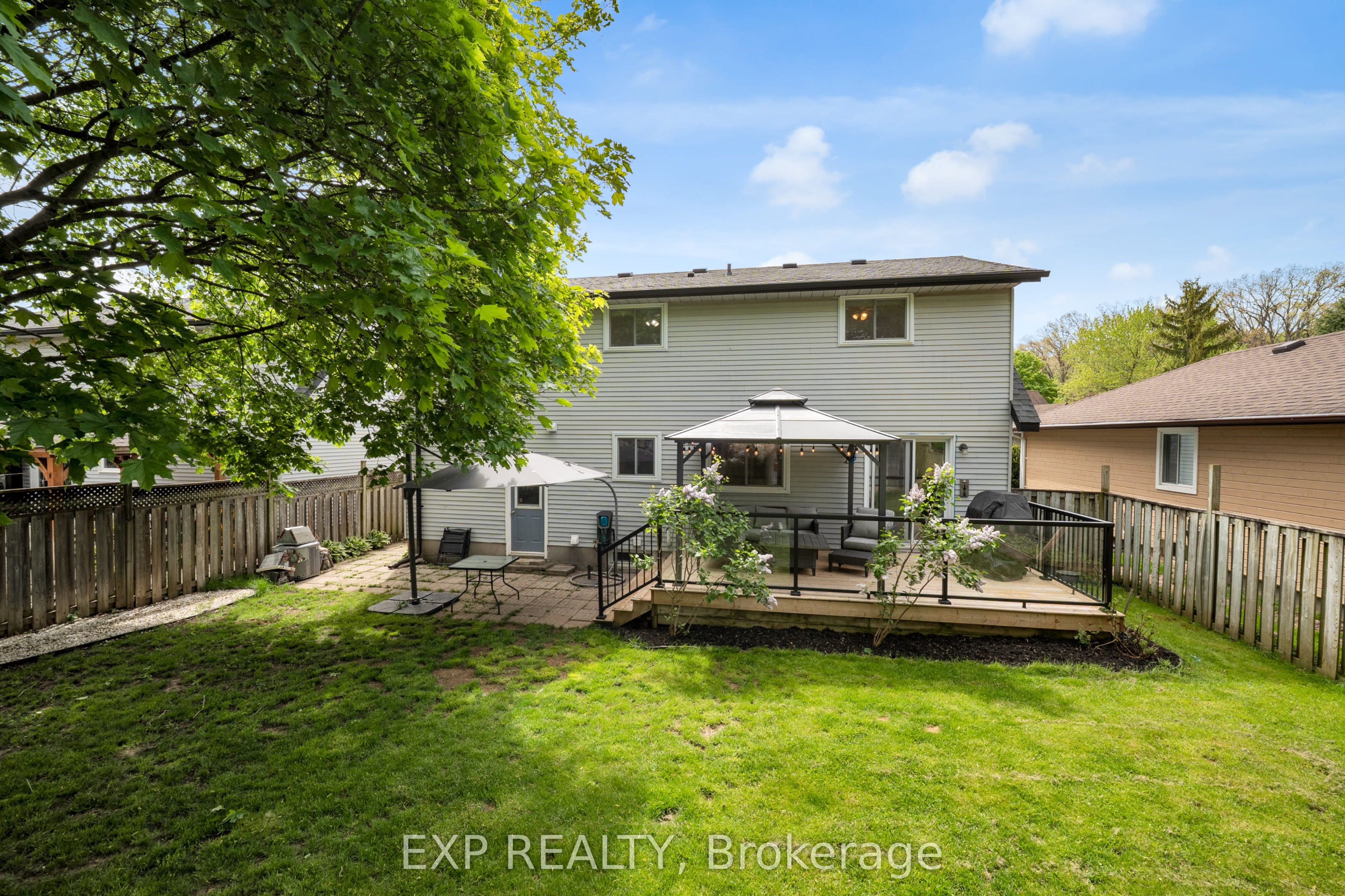 26 Peachtree Crescent Property Photo 44