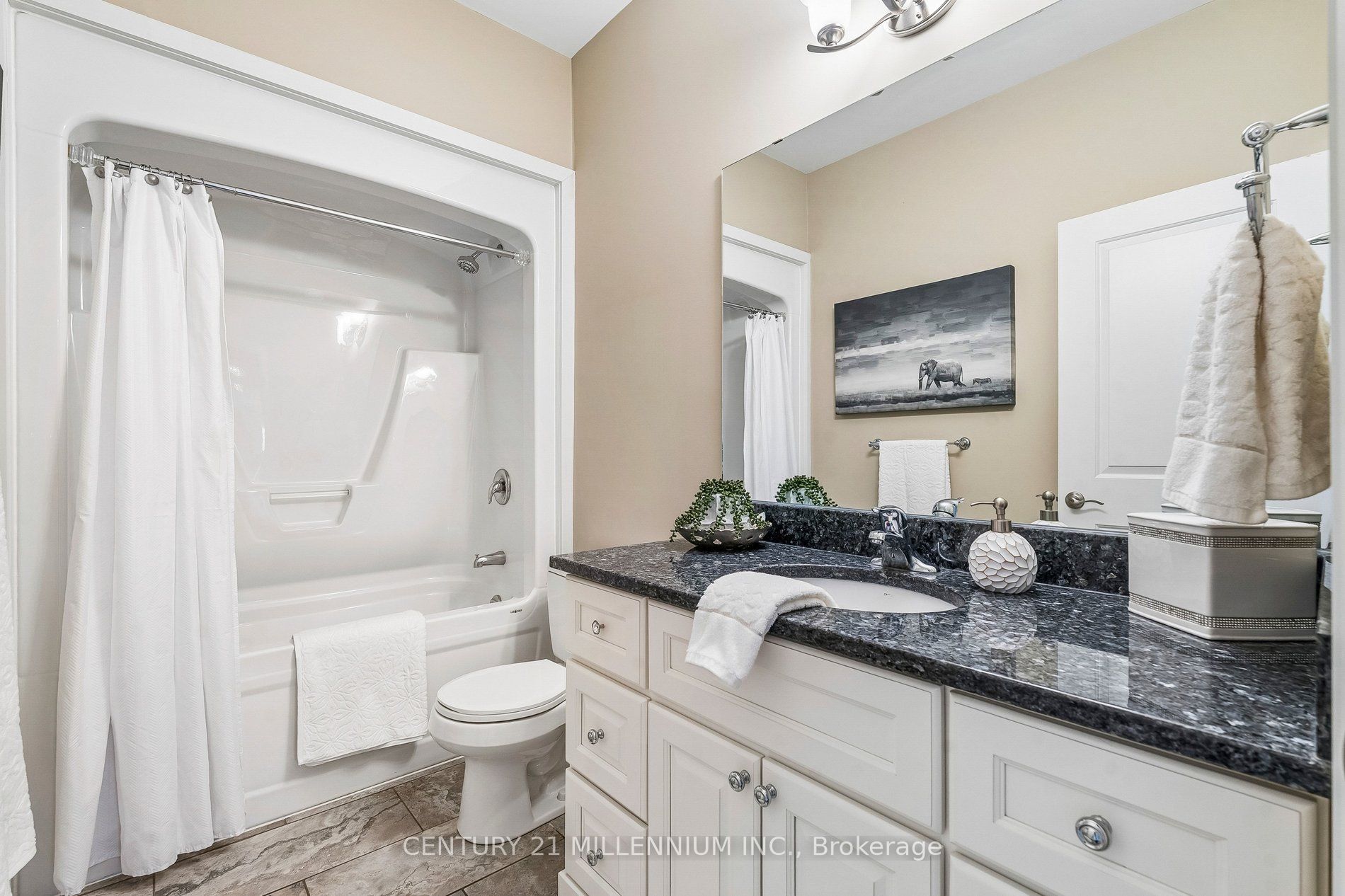 434541 4th Line Property Photo 20