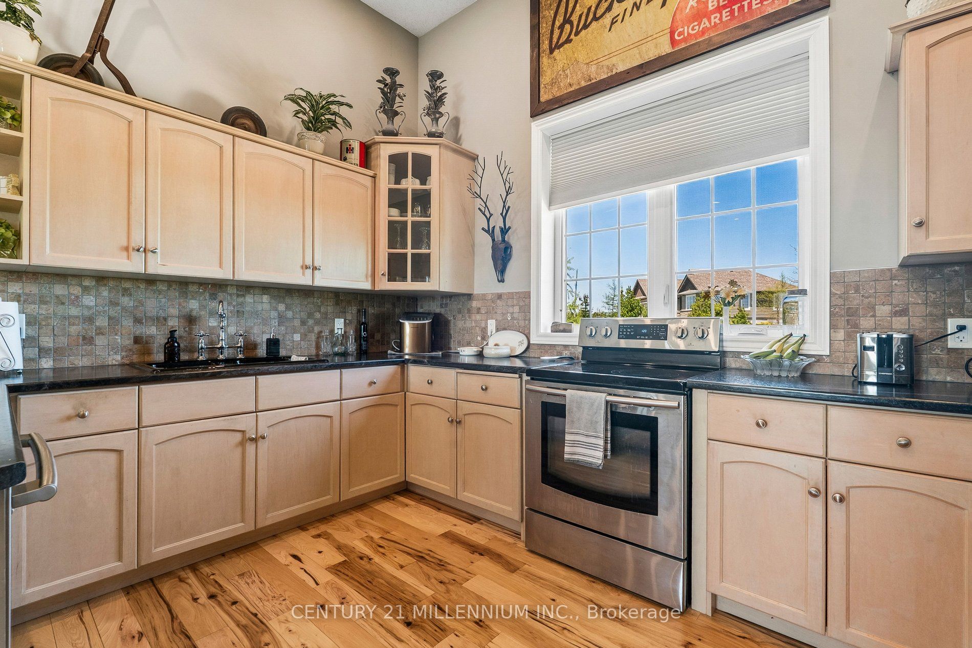 434541 4th Line Property Photo 44