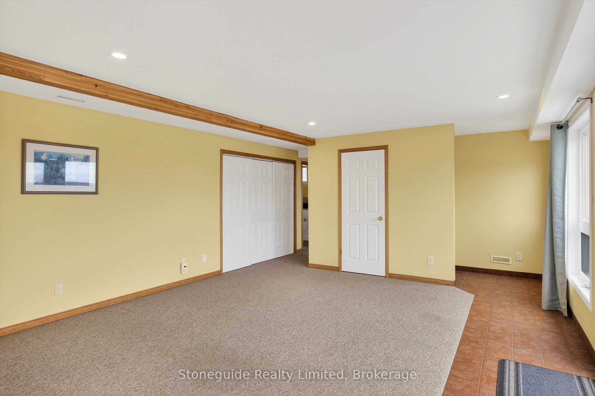 2509 12th Line Property Photo 31