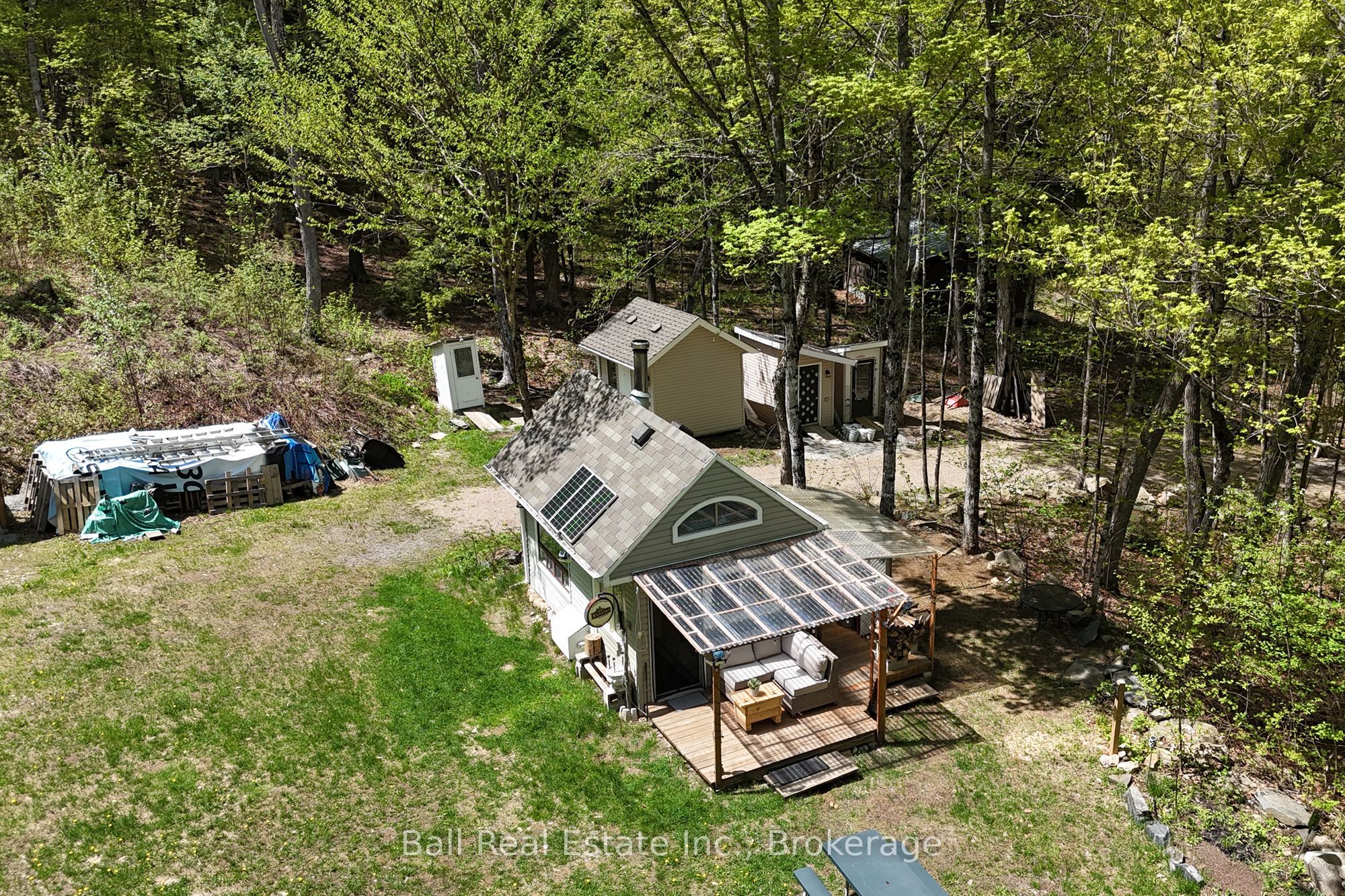 495 Forest View Road Property Photo 1