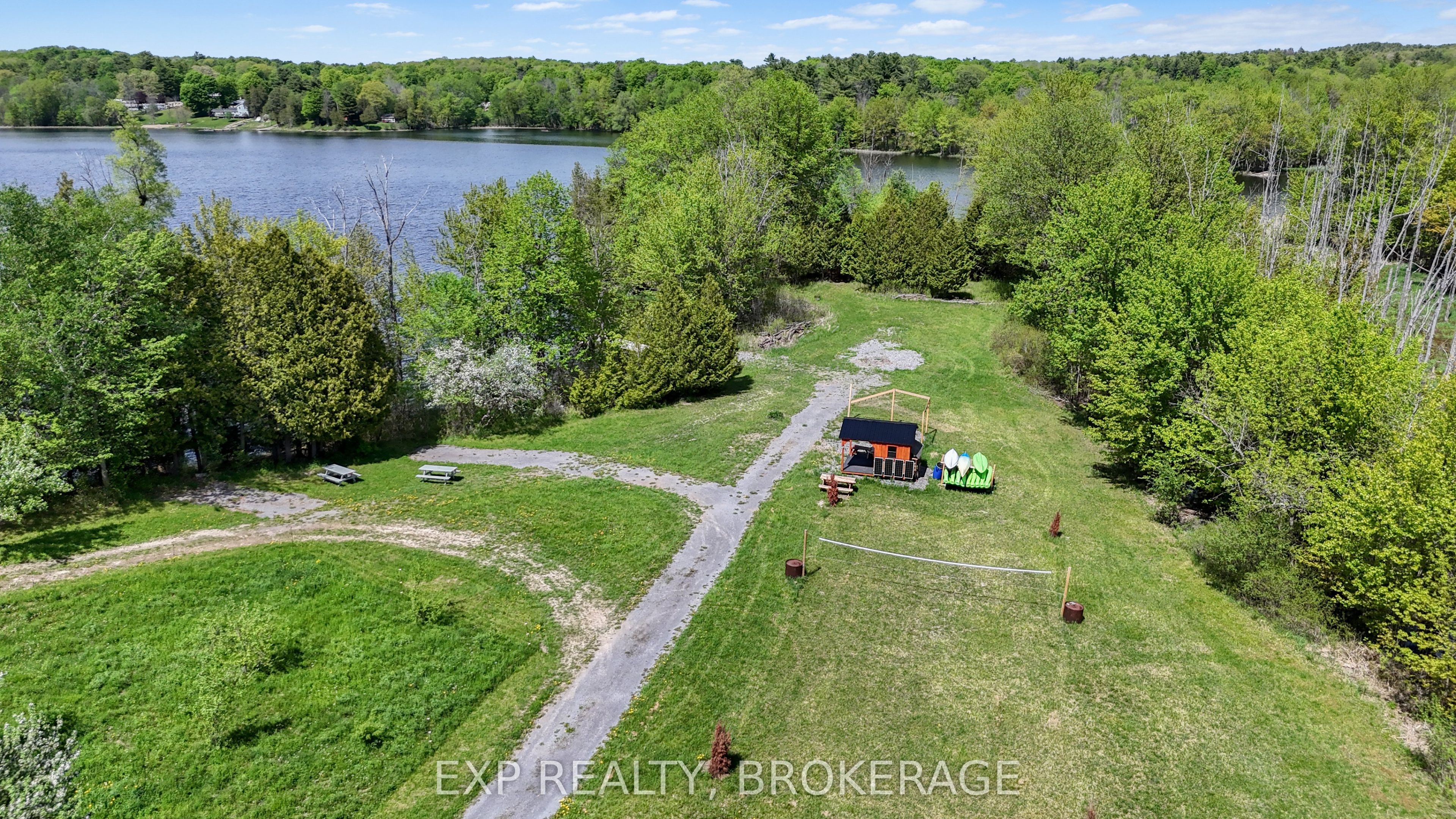 936 Sheffield Lane Property Photo 34