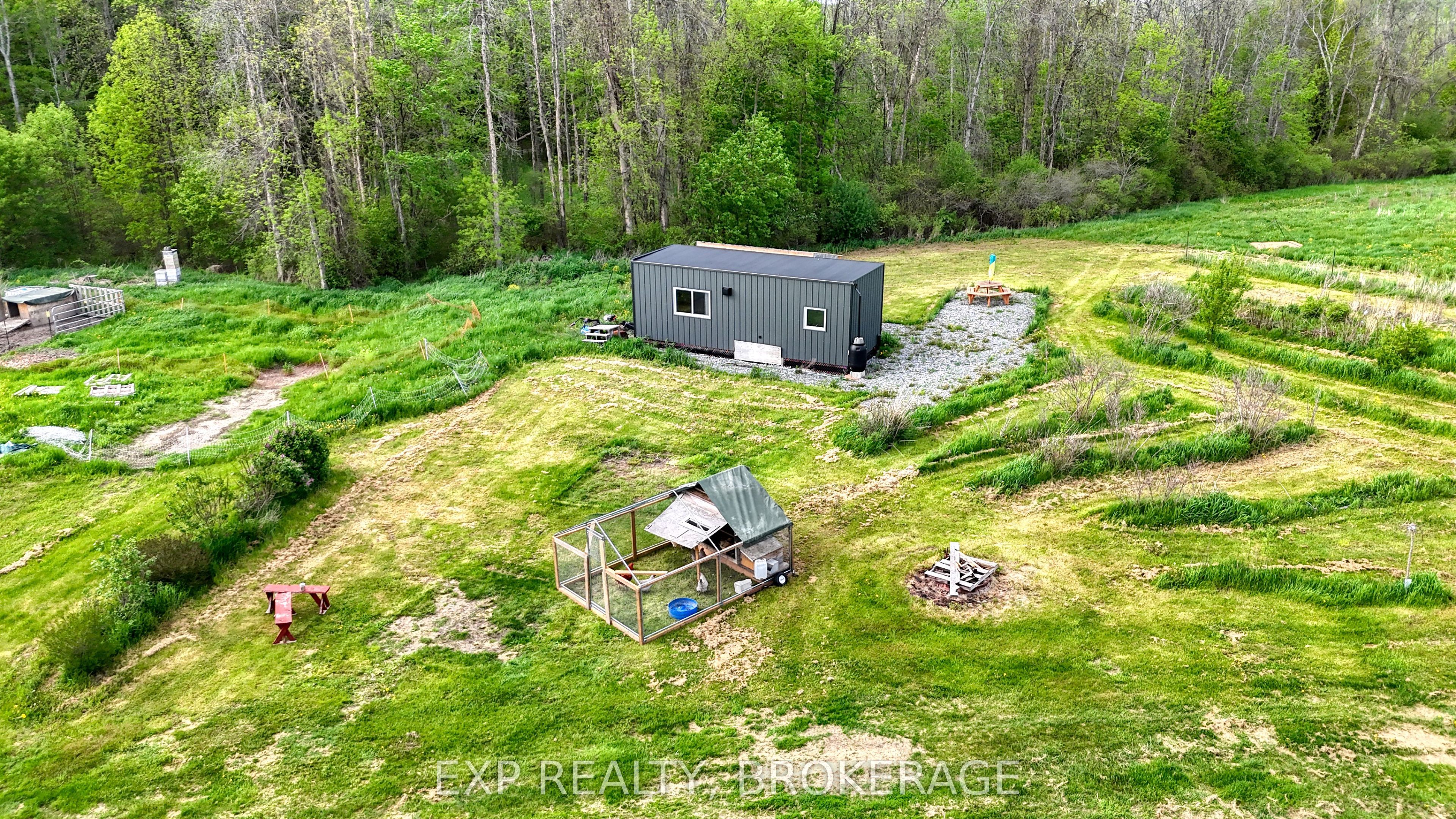 936 Sheffield Lane Property Photo 41