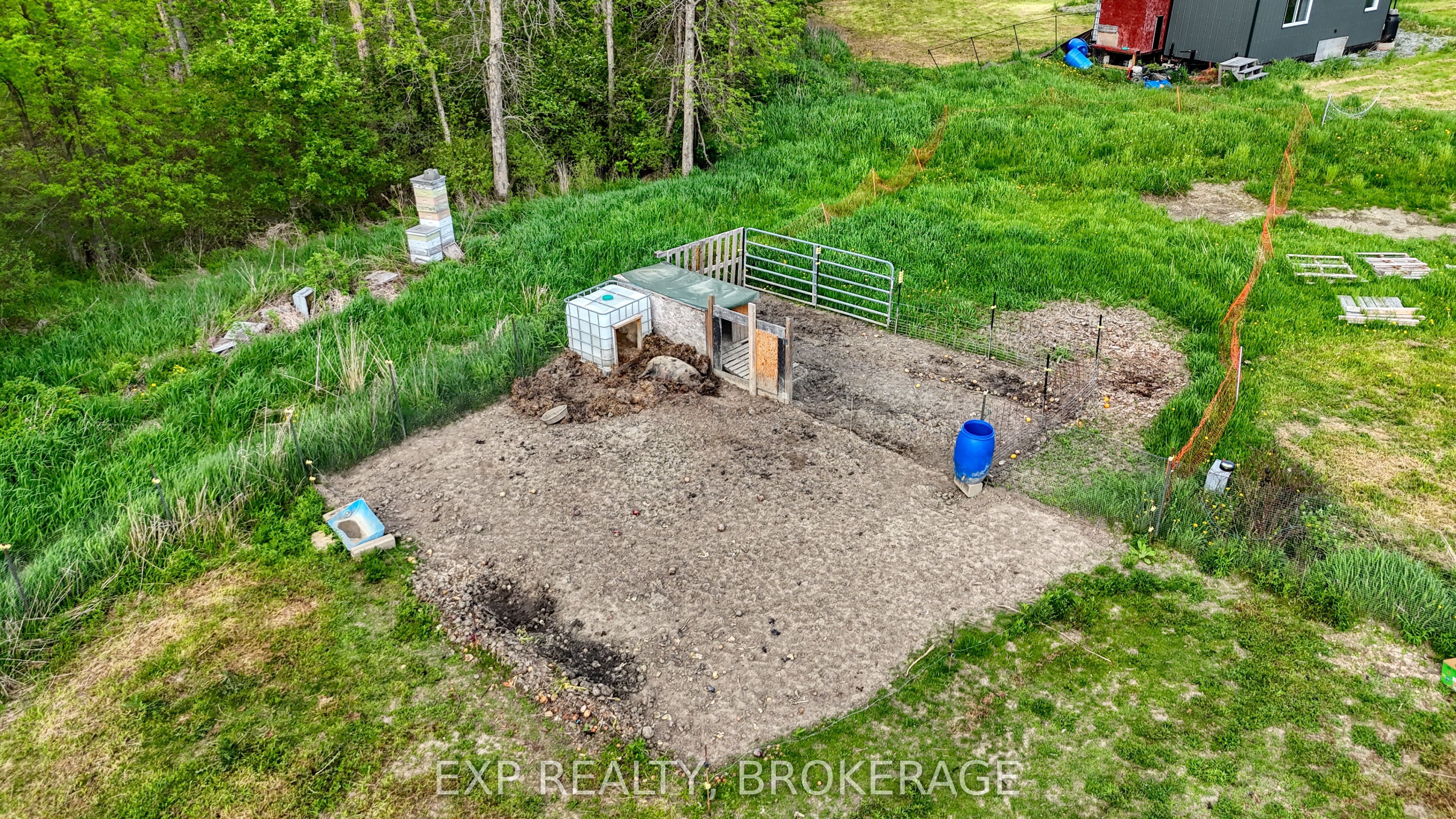 936 Sheffield Lane Property Photo 42