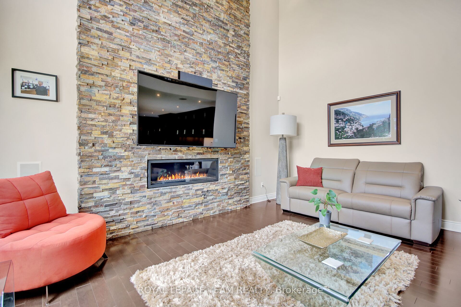 1419 Balmoral Drive Property Photo 15