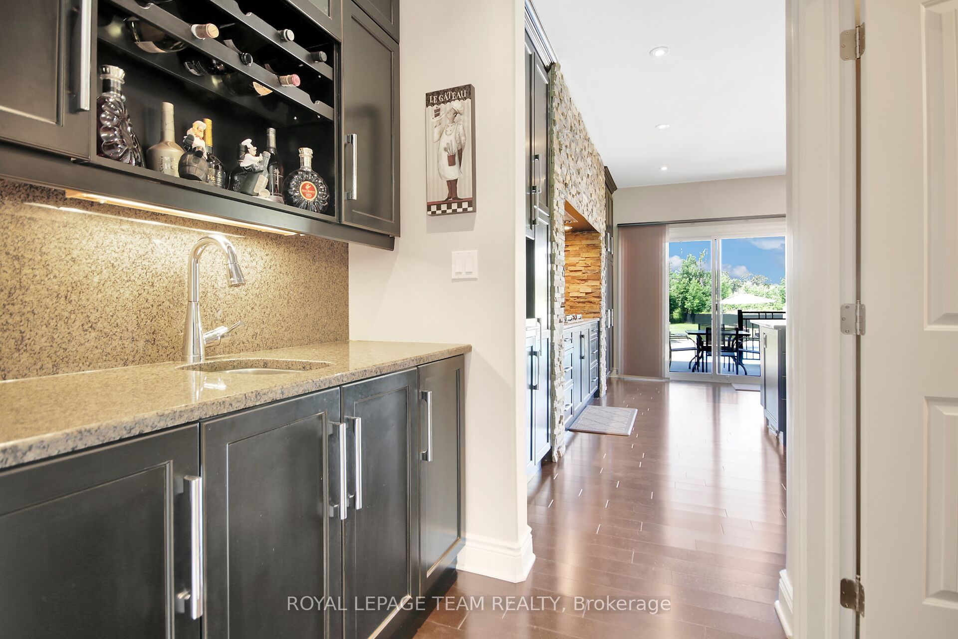 1419 Balmoral Drive Property Photo 22