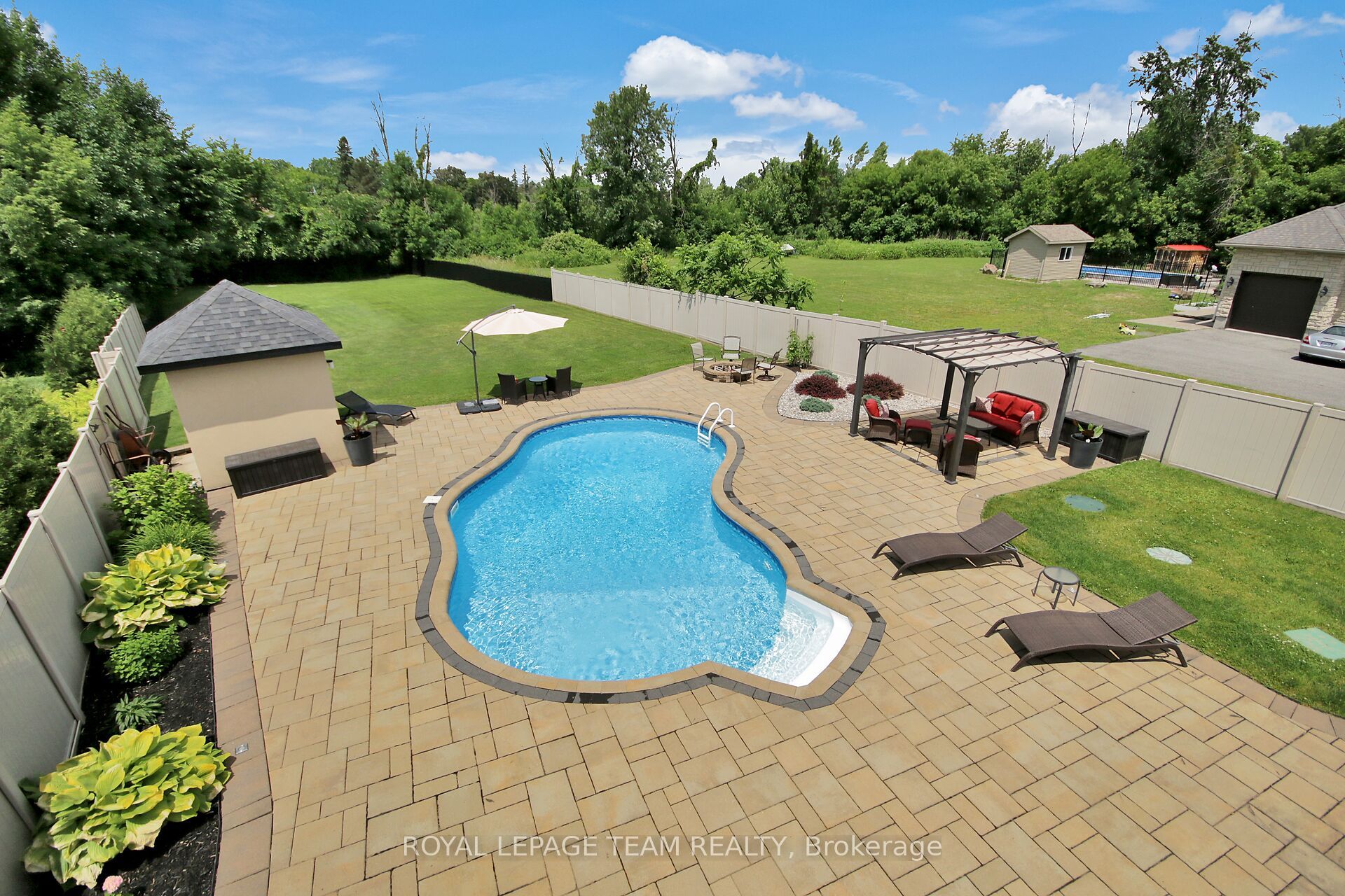 1419 Balmoral Drive Property Photo 33
