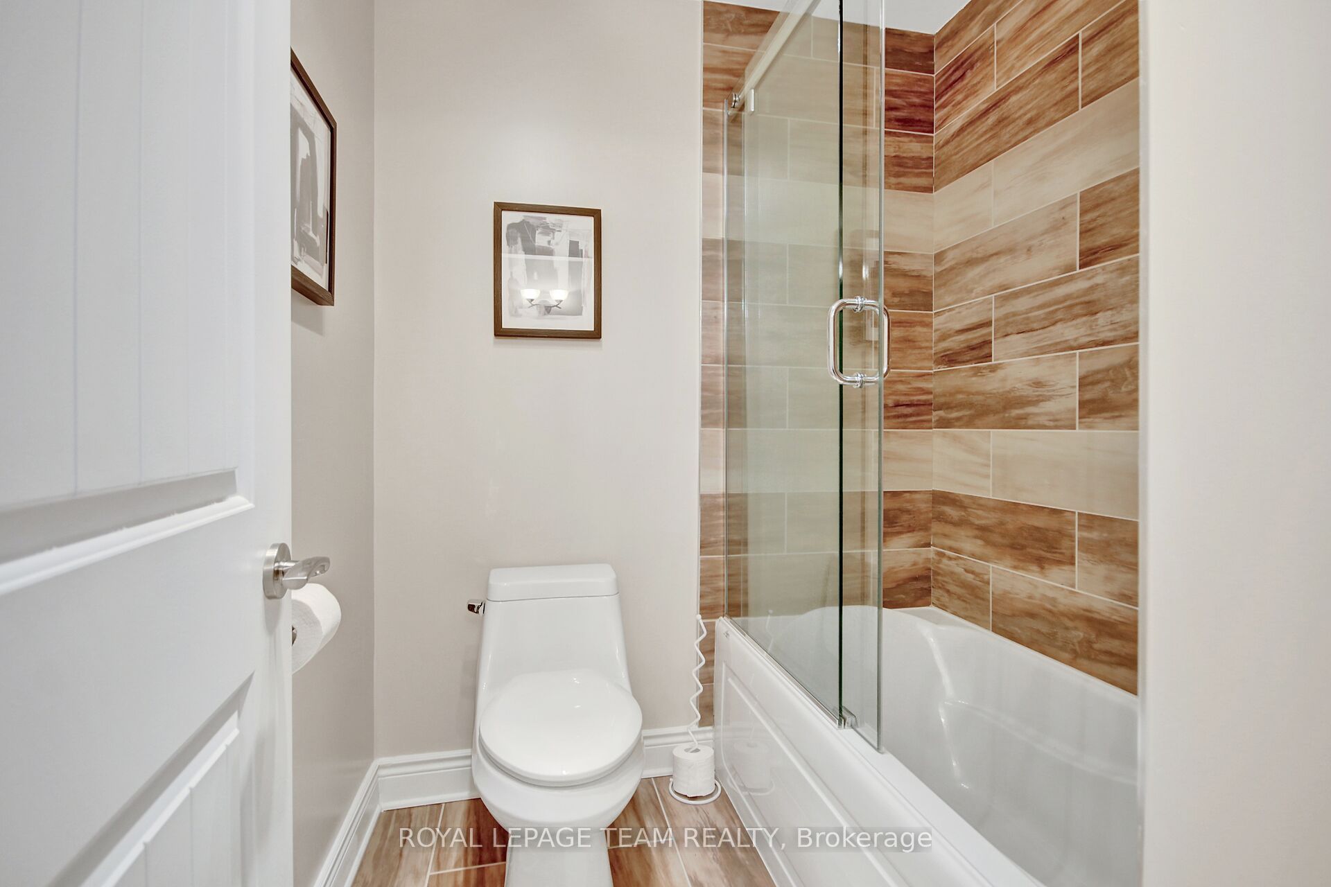1419 Balmoral Drive Property Photo 39