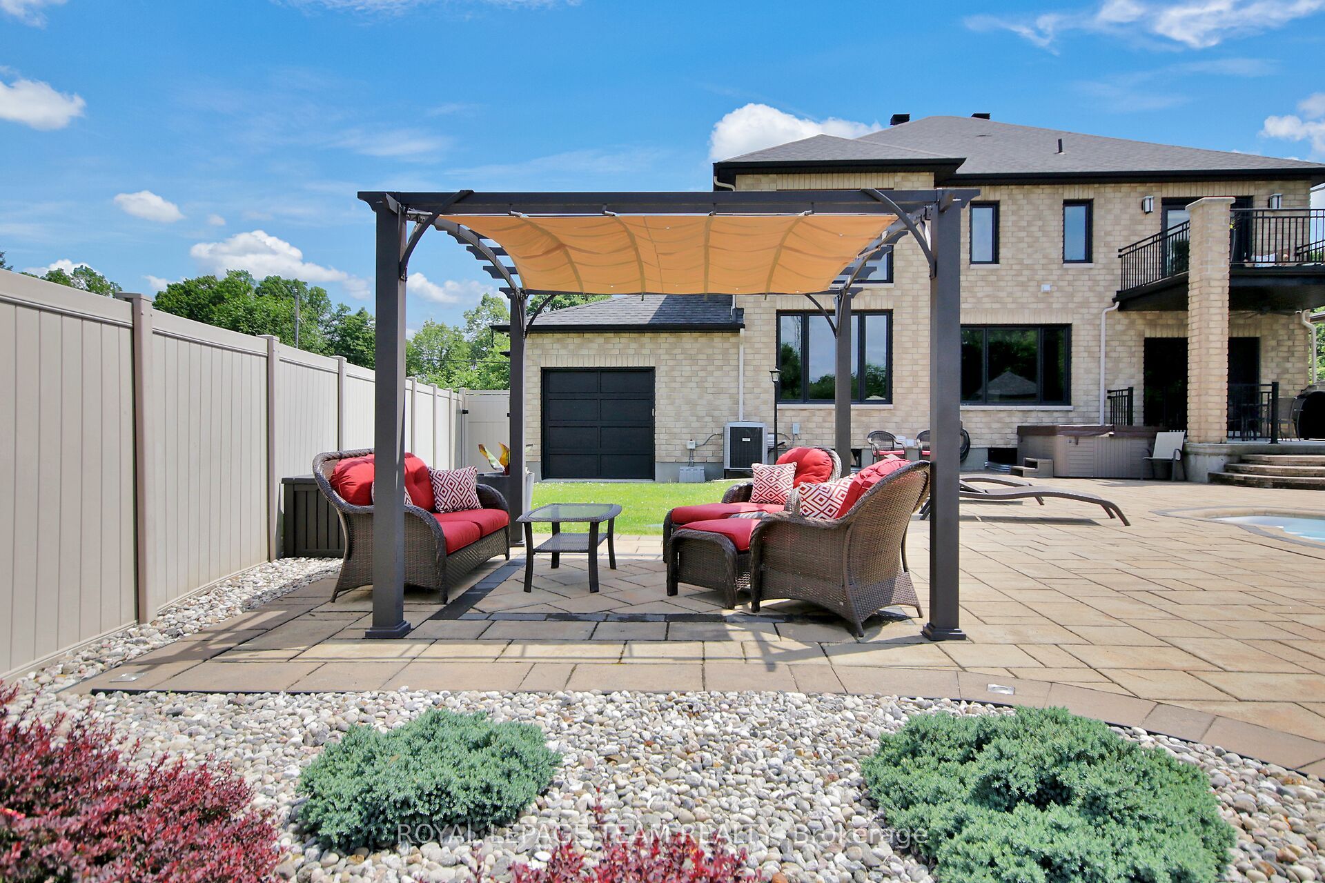 1419 Balmoral Drive Property Photo 45