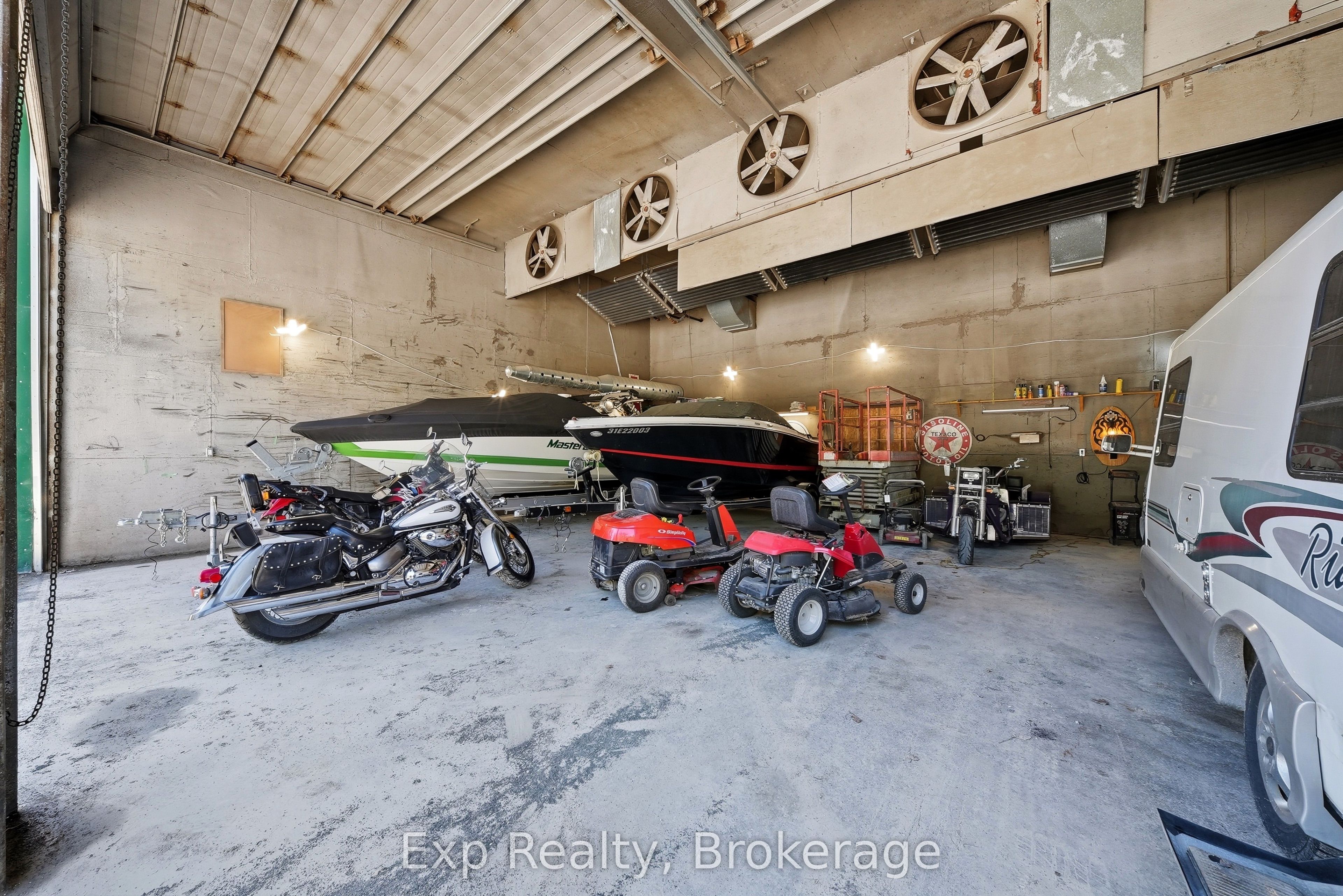 12706 Highway 41 Highway Property Photo 46