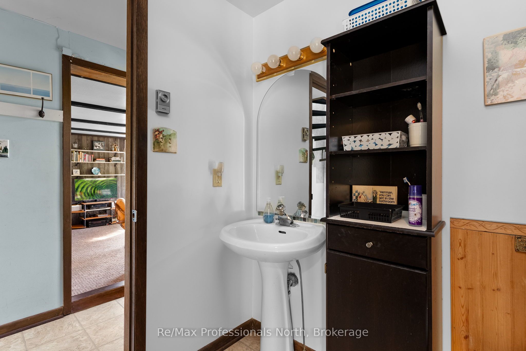 1118 Tomingas Road Property Photo 12