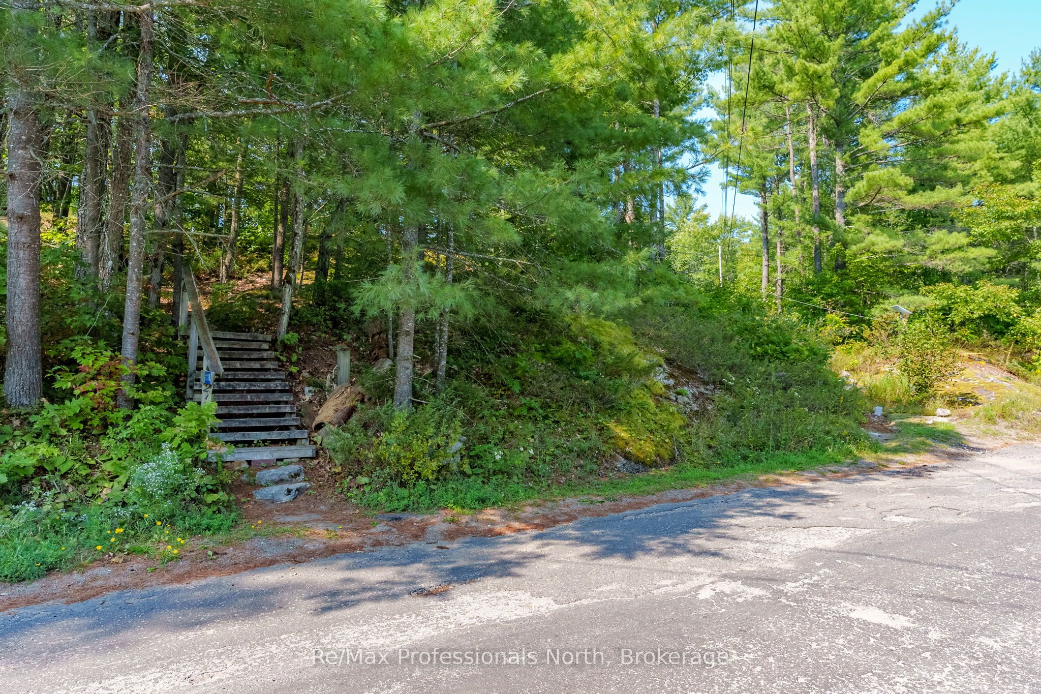 1118 Tomingas Road Property Photo 30