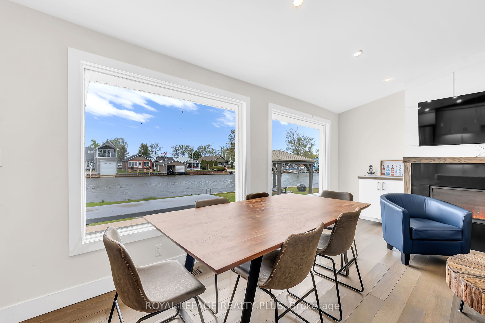 36 Dickinson Avenue Property Photo 10