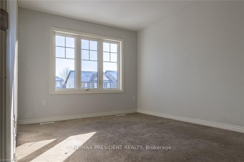 80 Monarch Street Property Photo 15