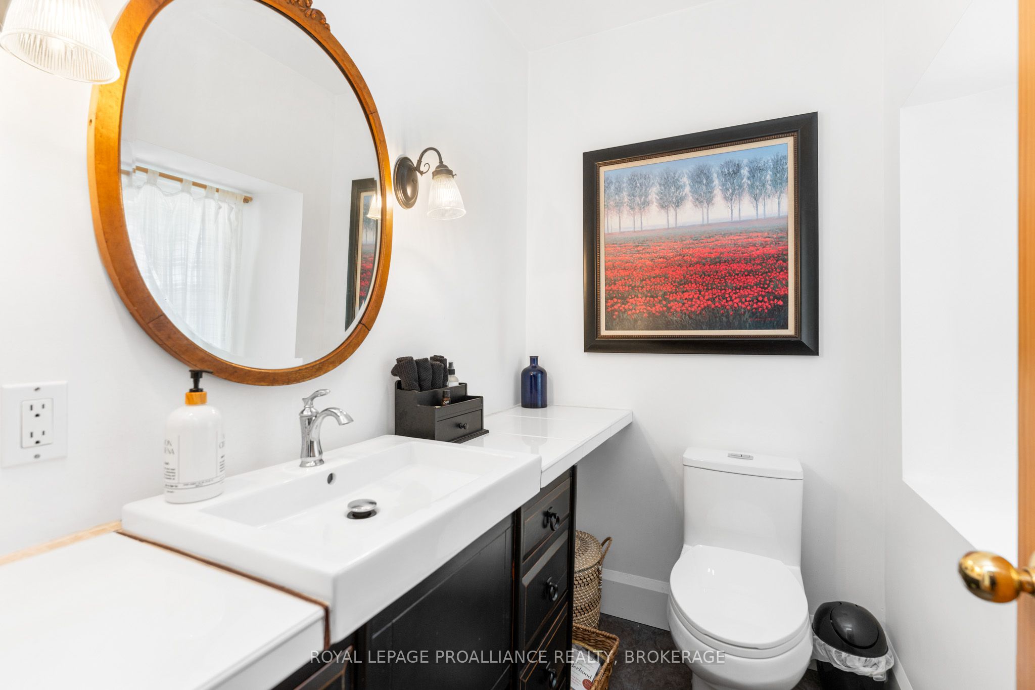 15 14th Line Road Property Photo 9
