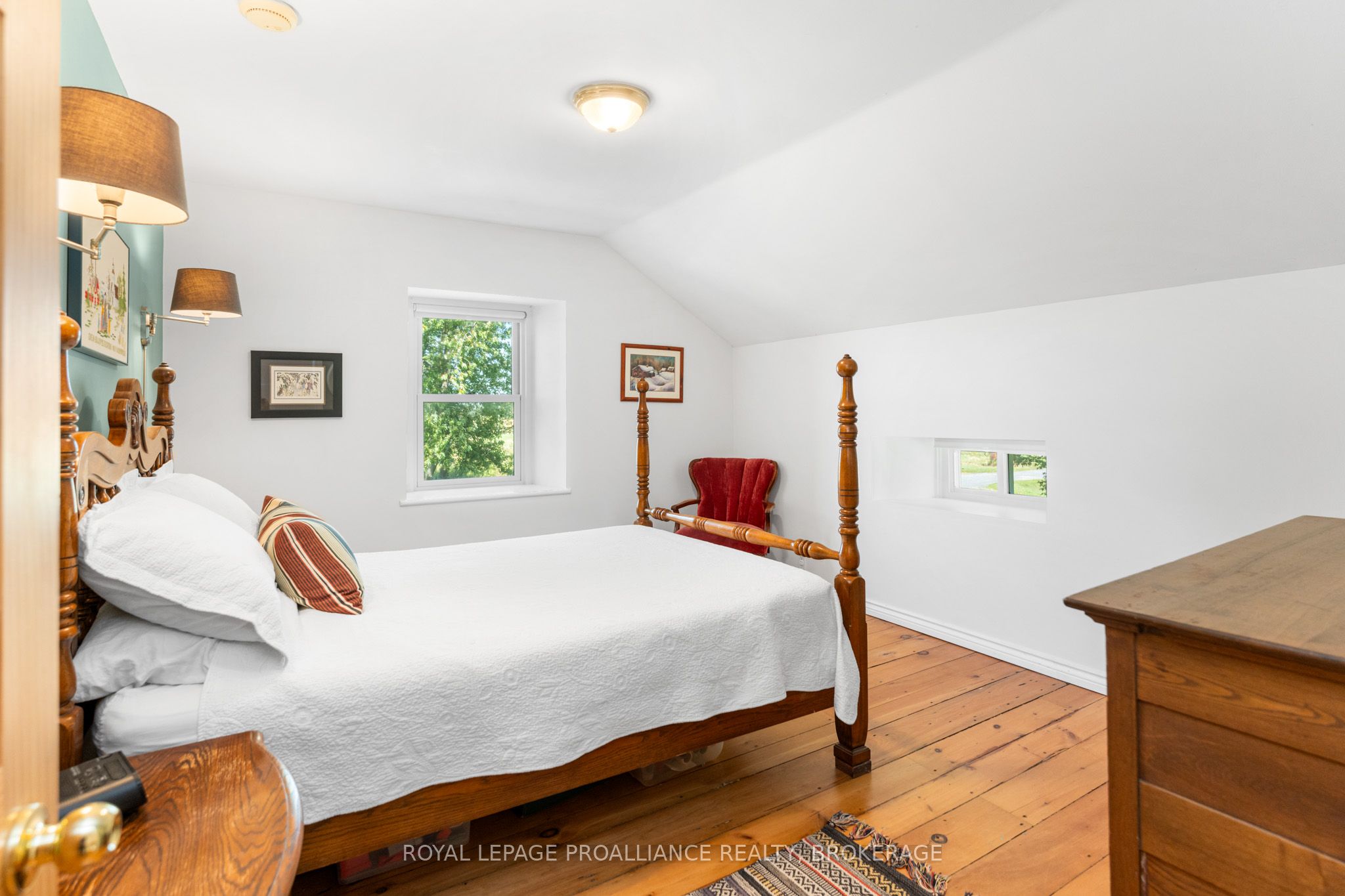 15 14th Line Road Property Photo 15