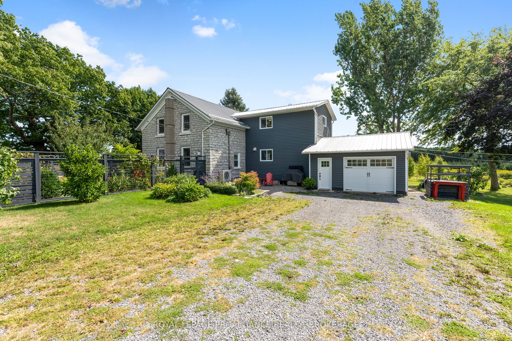 15 14th Line Road Property Photo 30