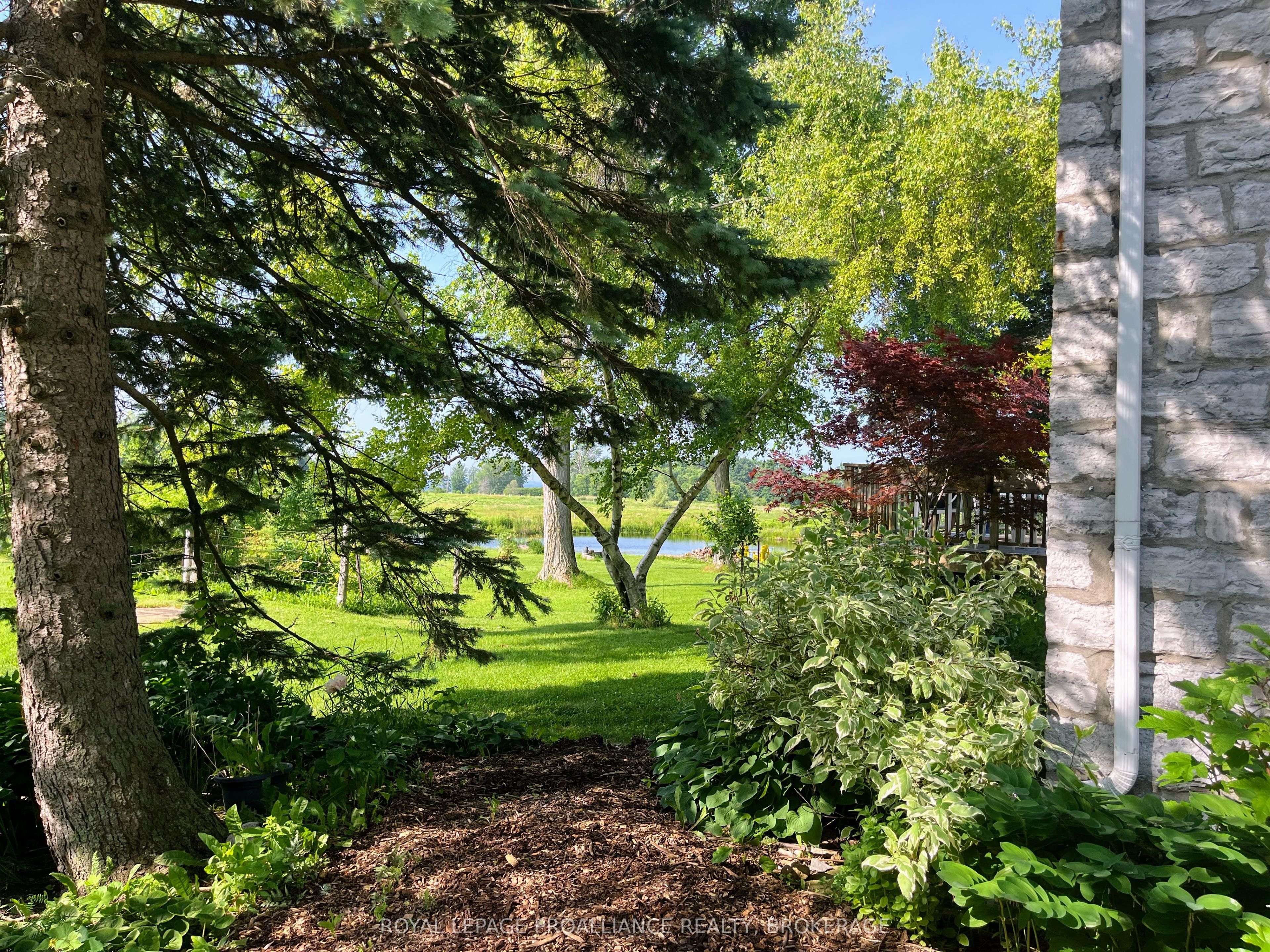 15 14th Line Road Property Photo 40