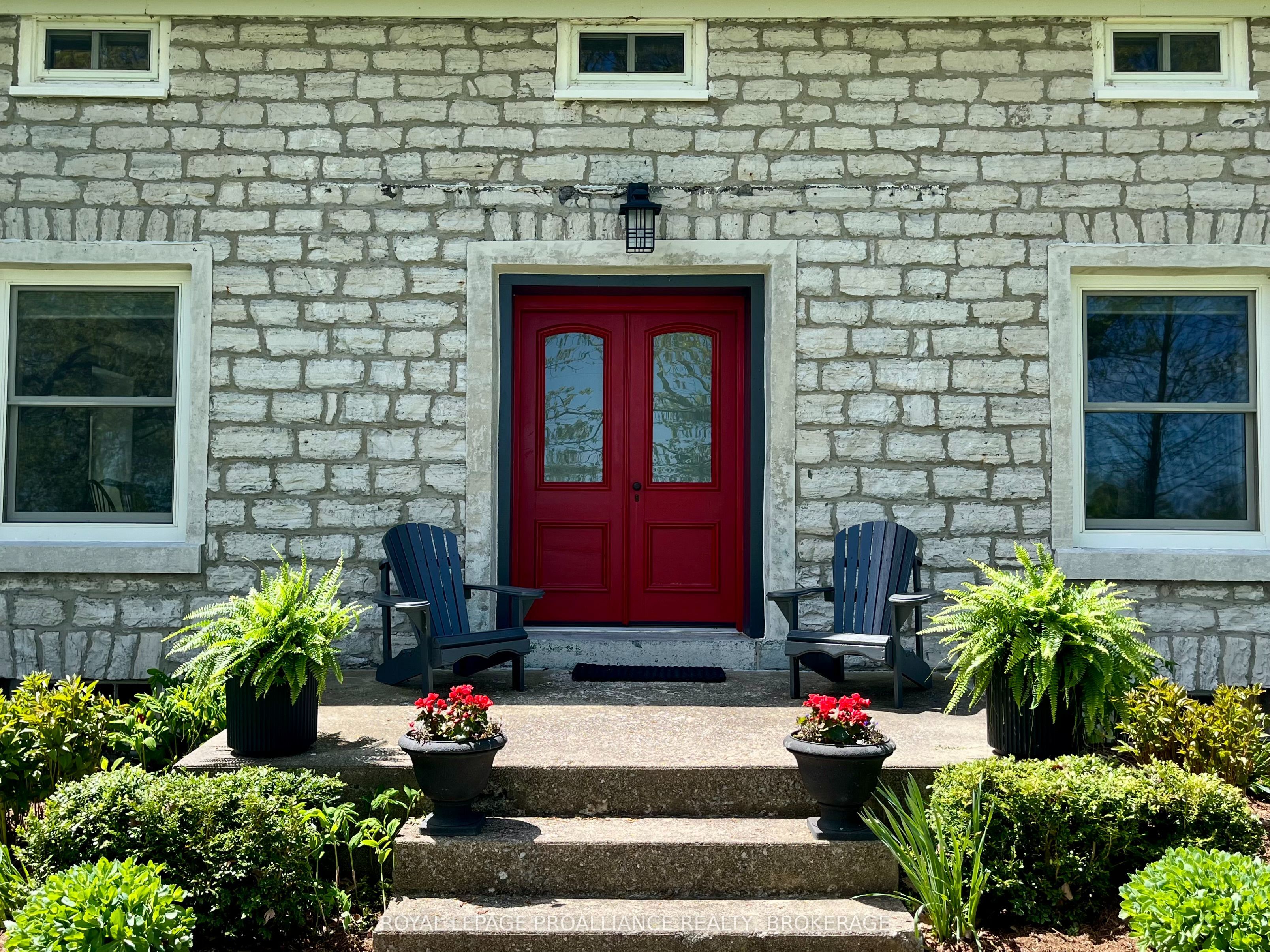 15 14th Line Road Property Photo 45