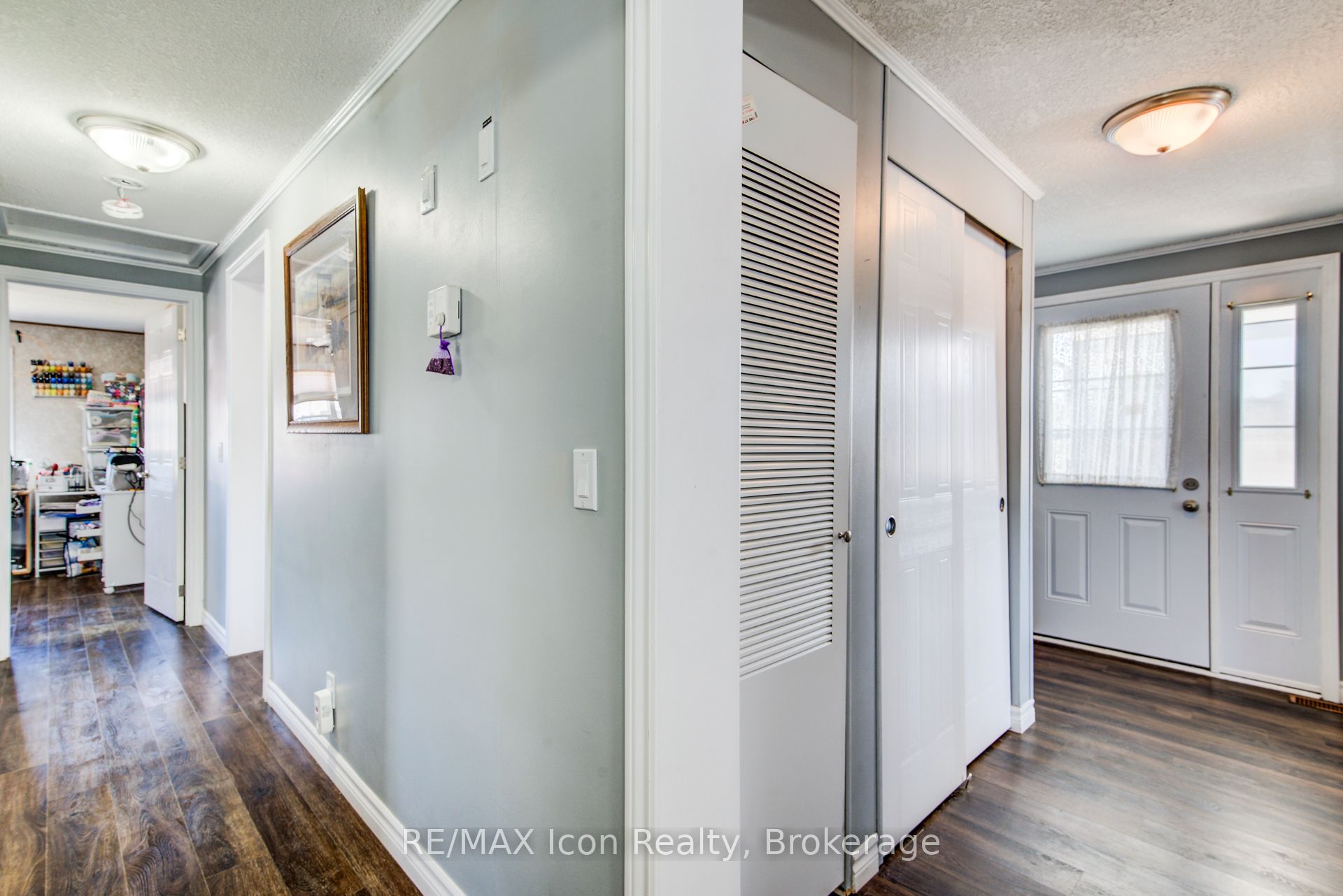 11 Hemlock Crescent Property Photo 6