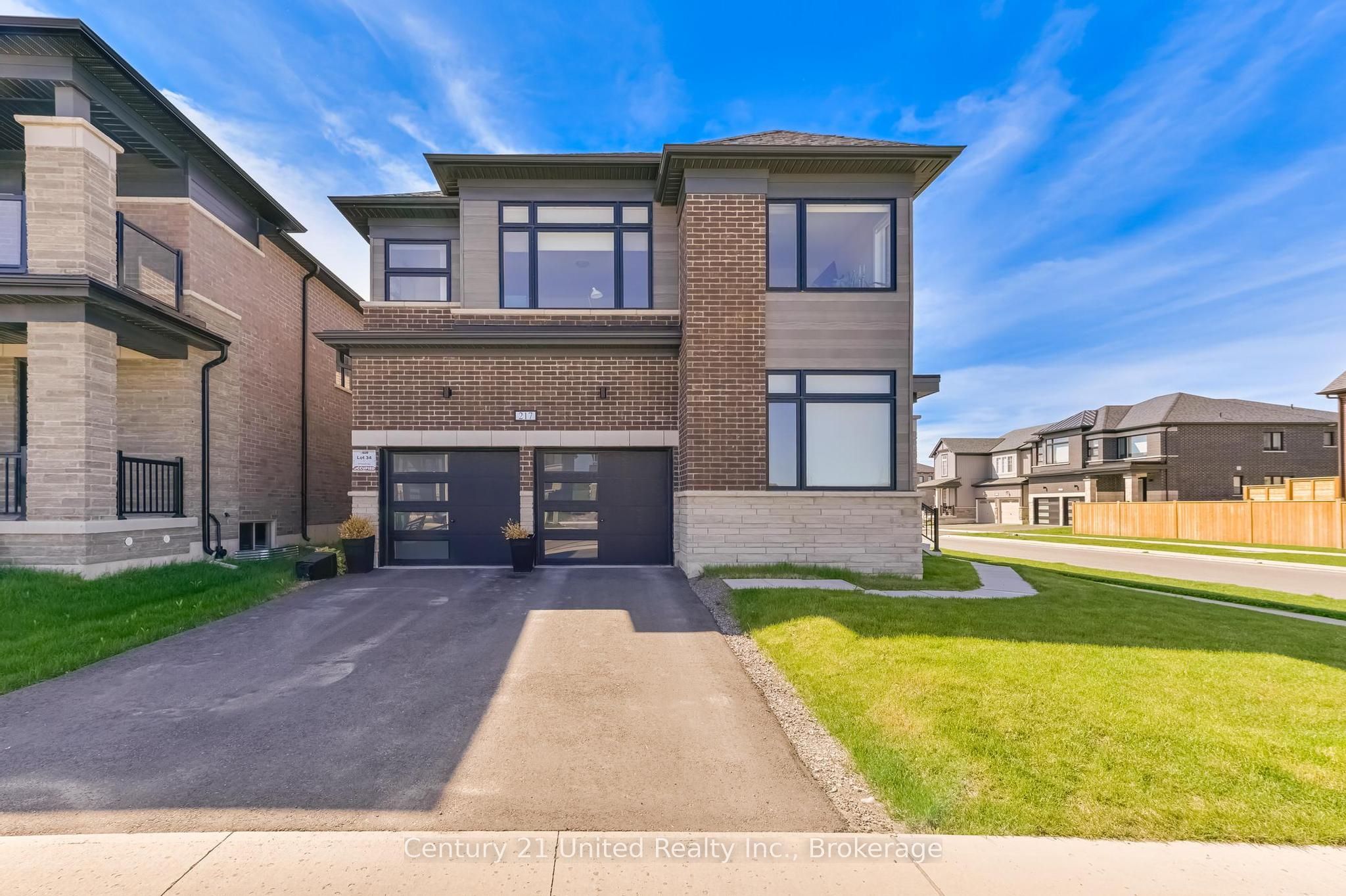 217 Flavelle Way Property Photo 1
