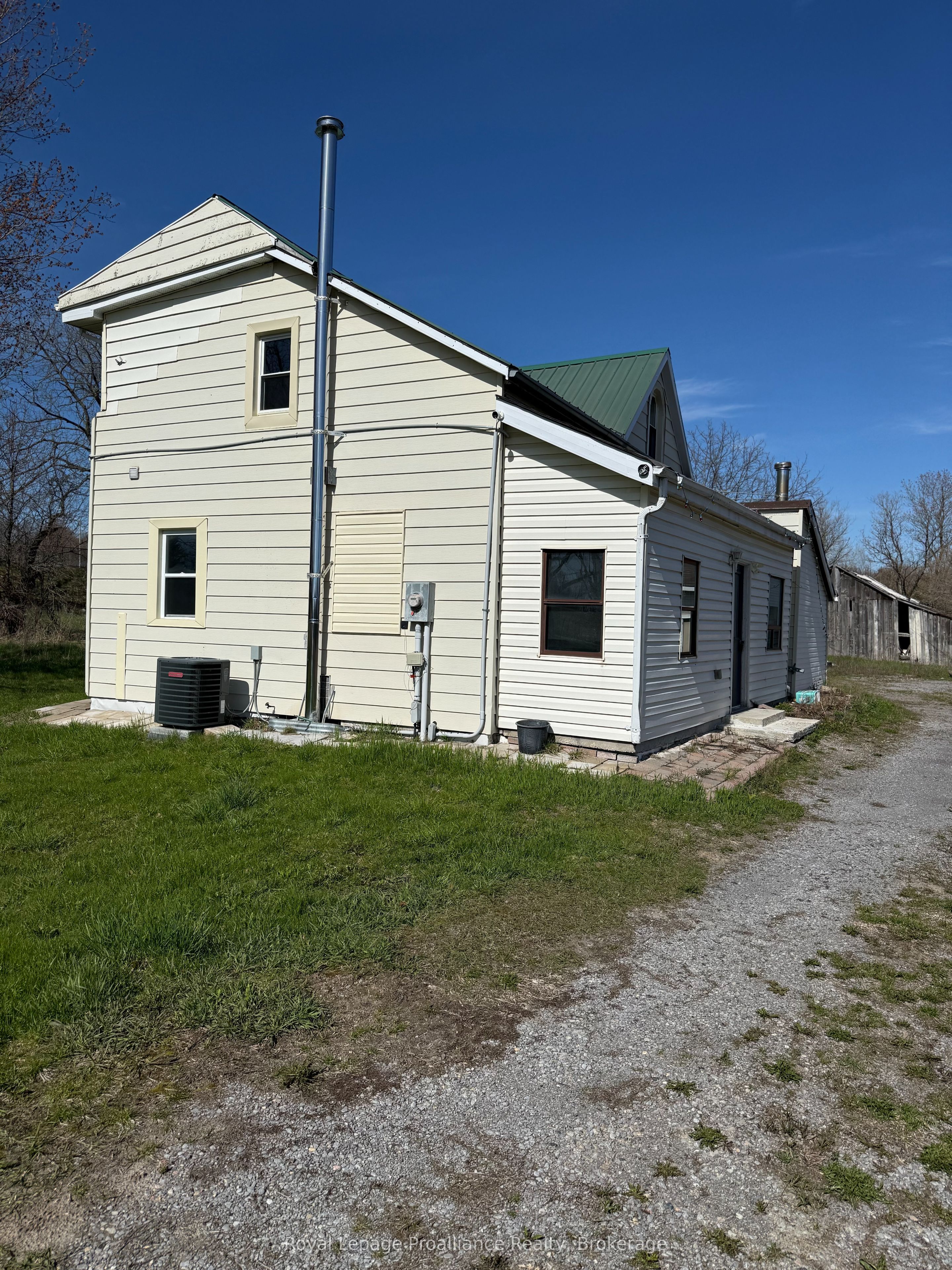 303 Brimley Road S Property Photo 2