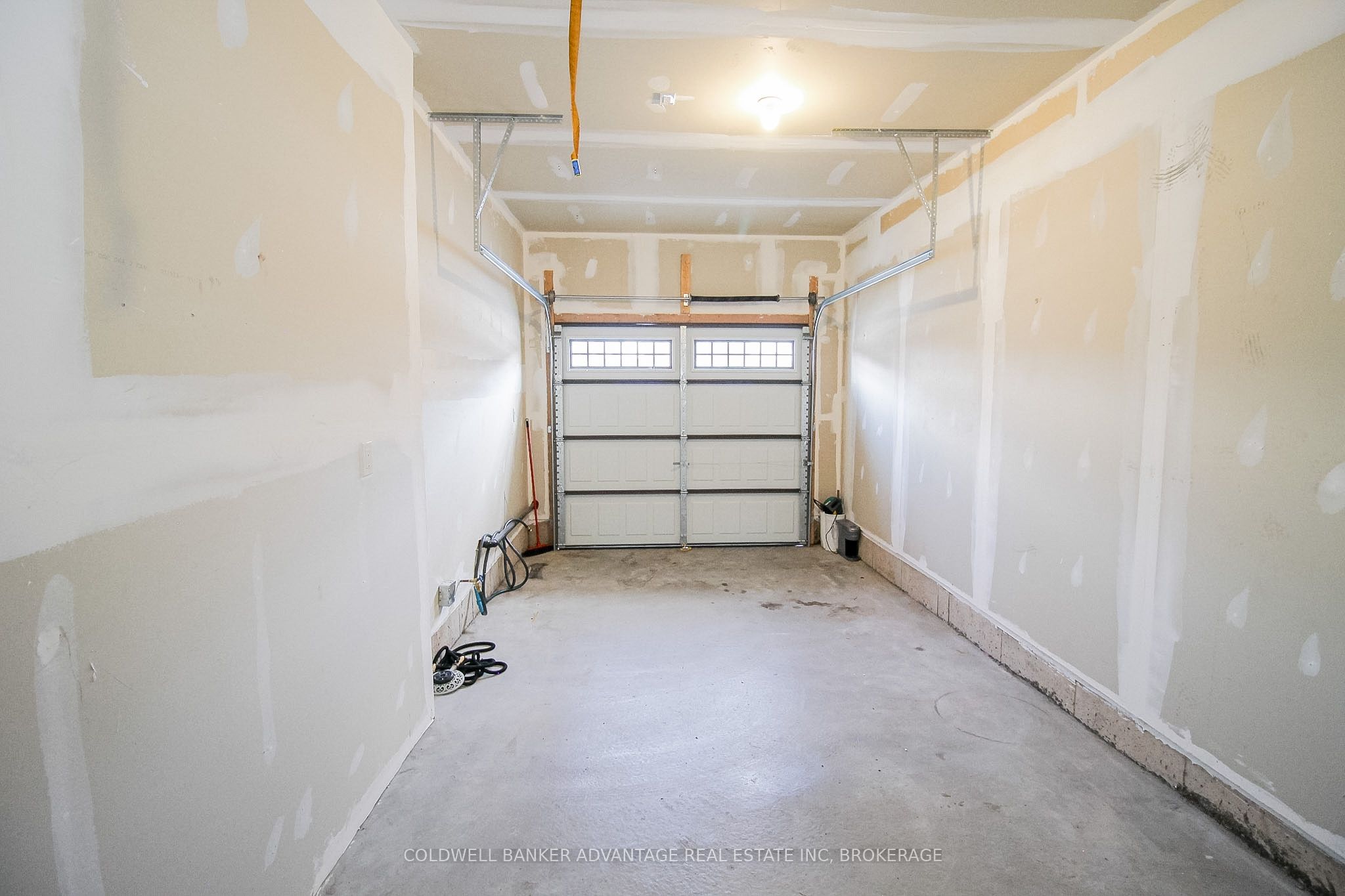 77 Keelson Street Property Photo 38