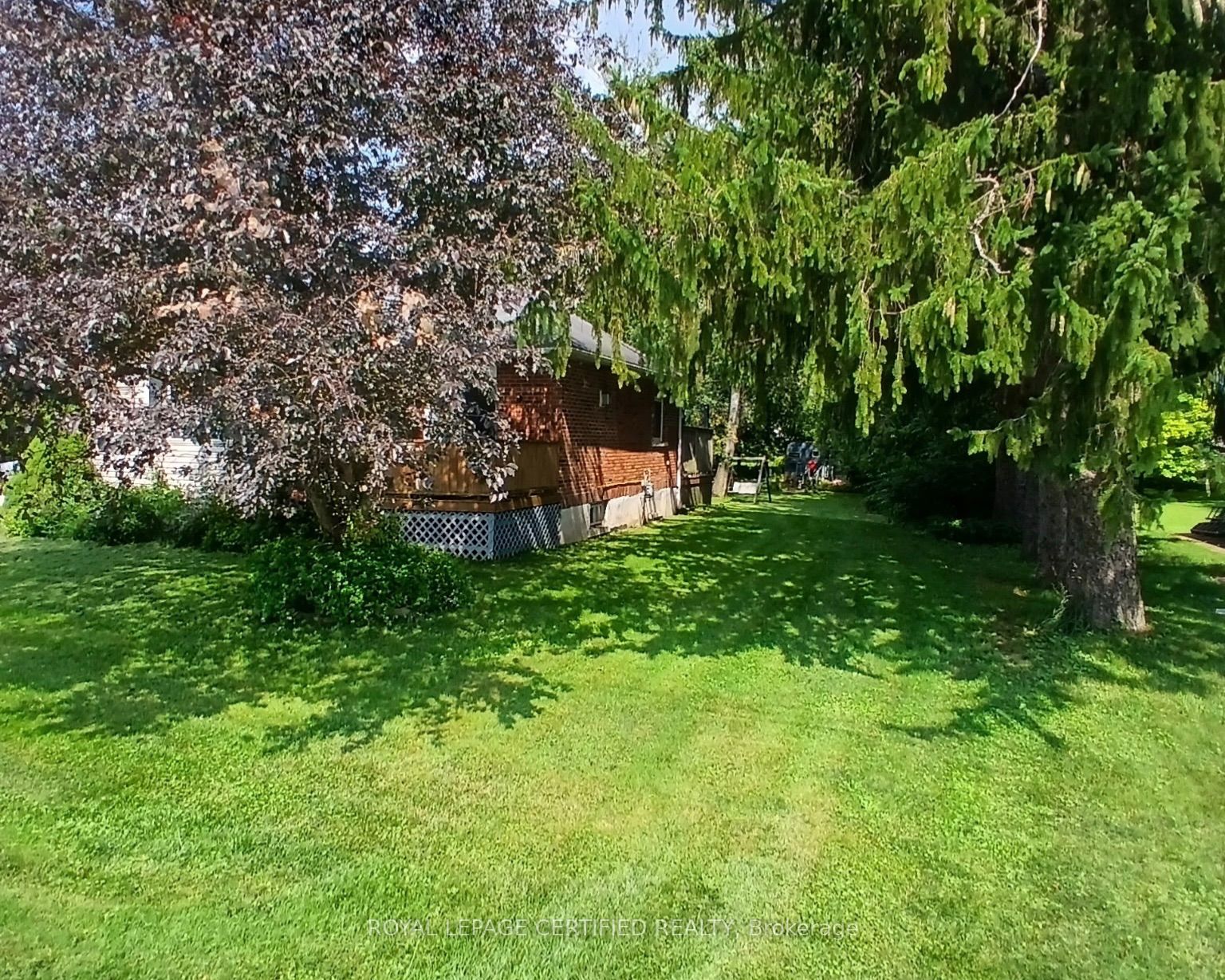 883 7th Avenue Property Photo 3
